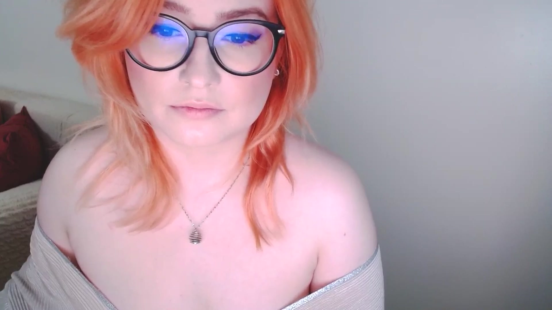 Gallery image thumbnail from EvaStar19's myfreecams stream on, 12/18/2024, 14:10 image 12 of 20