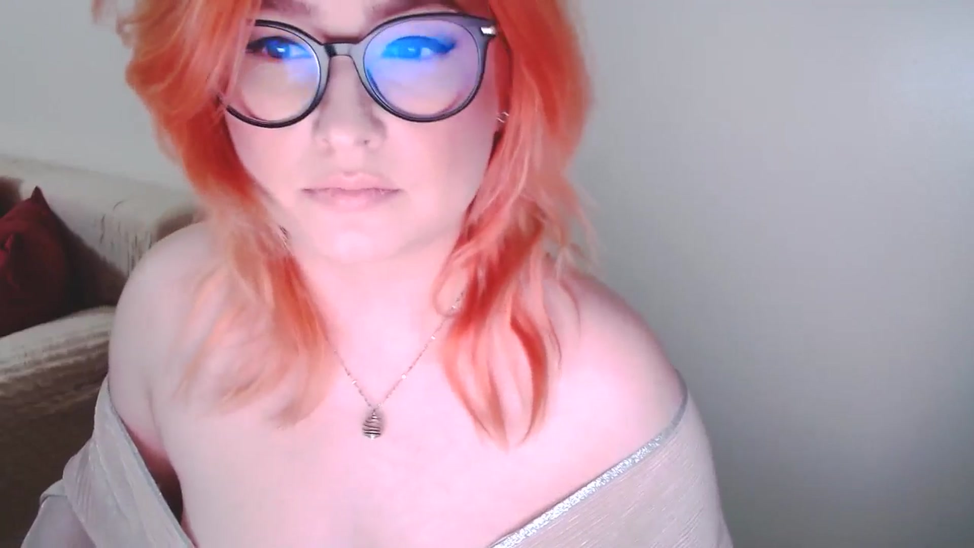 Gallery image thumbnail from EvaStar19's myfreecams stream on, 12/18/2024, 15:34 image 5 of 20