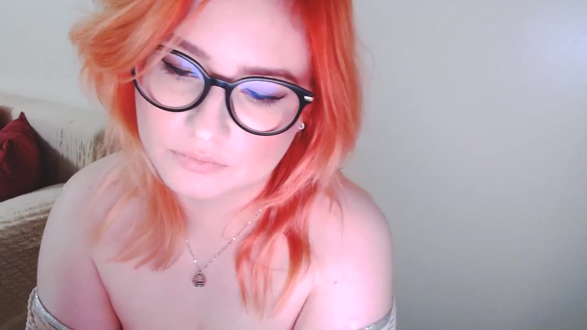 Gallery image thumbnail from EvaStar19's myfreecams stream on, 12/18/2024, 15:34 image 20 of 20