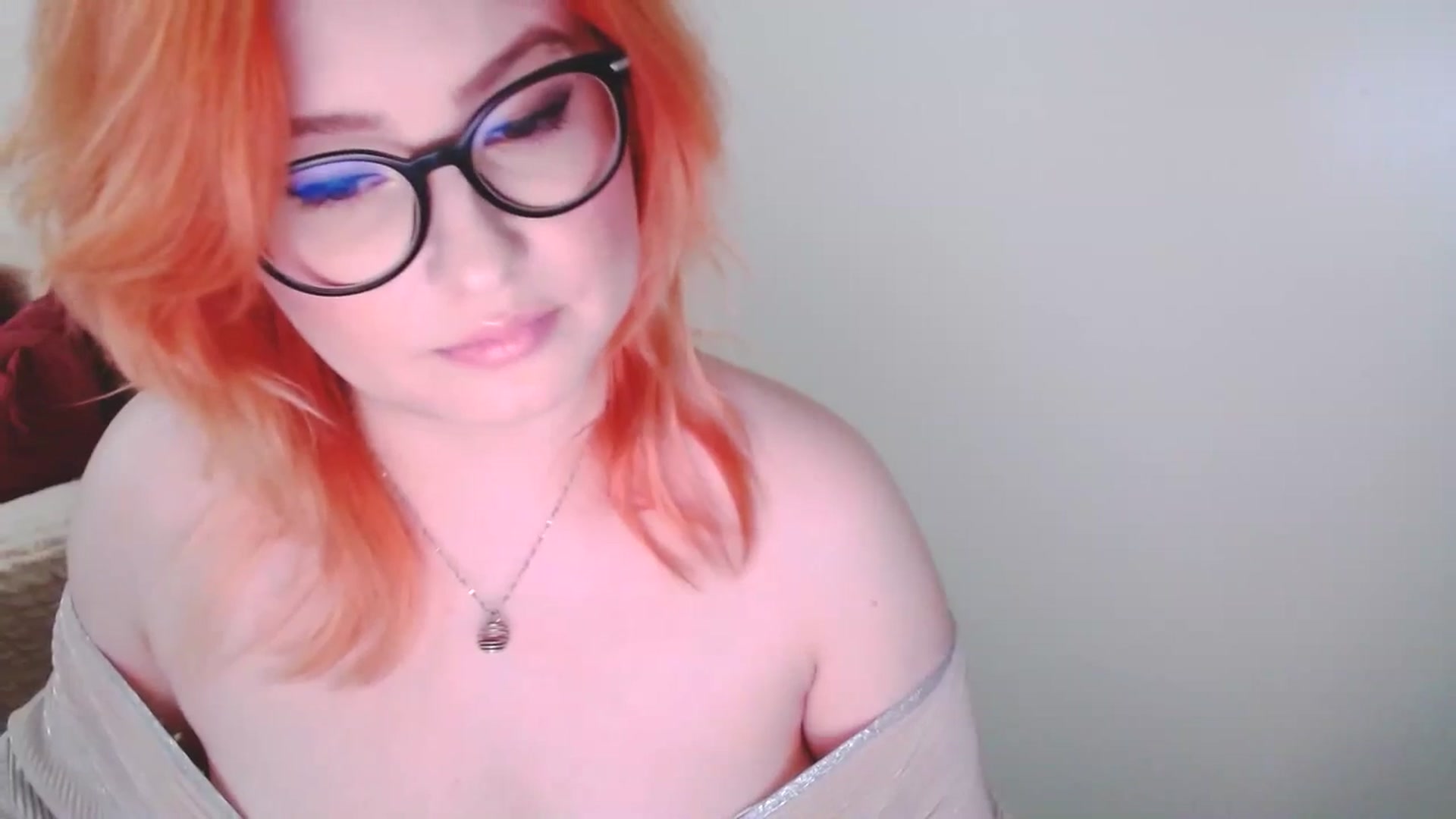 Gallery image thumbnail from EvaStar19's myfreecams stream on, 12/18/2024, 16:42 image 5 of 20