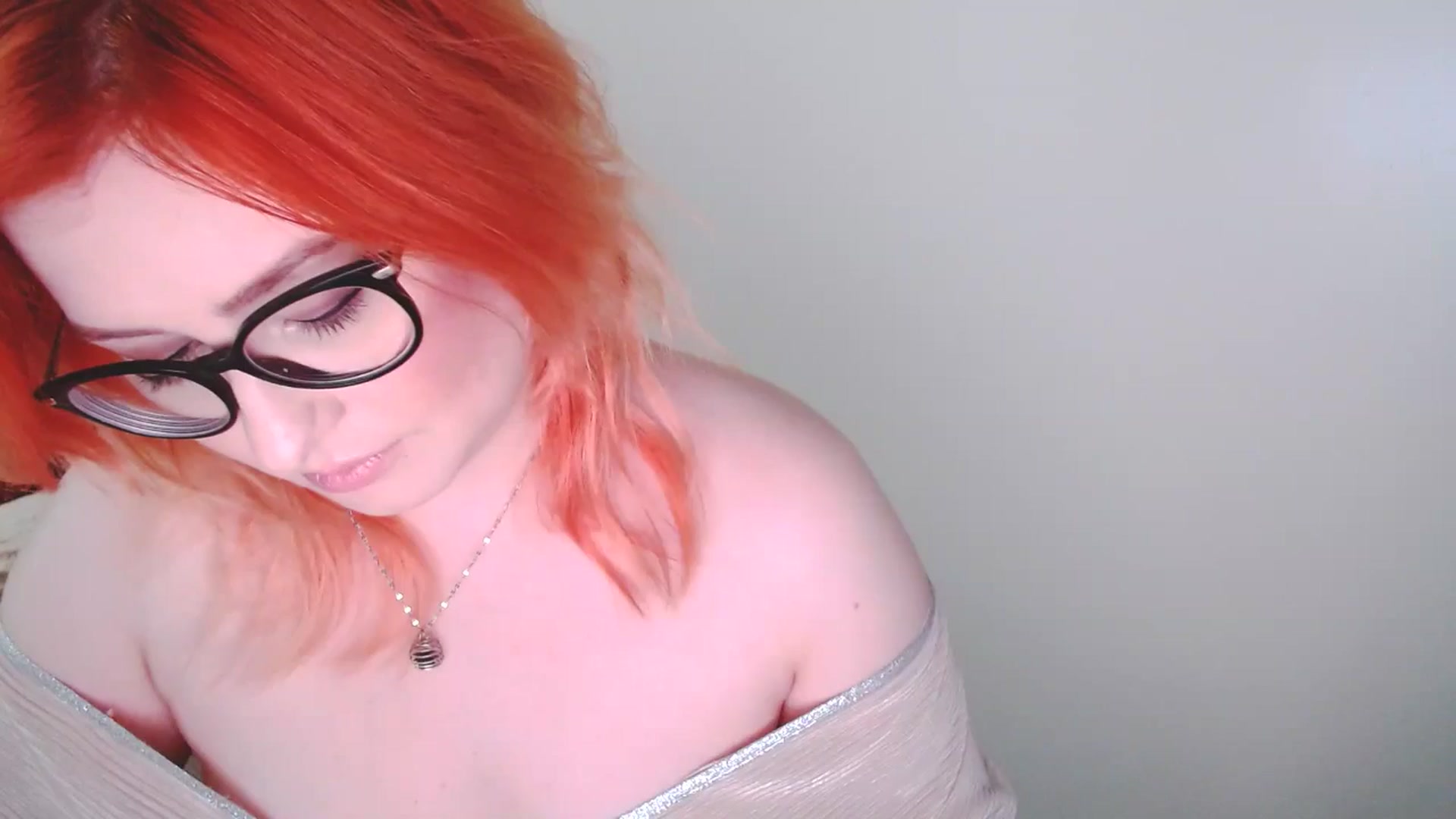 Gallery image thumbnail from EvaStar19's myfreecams stream on, 12/18/2024, 16:42 image 12 of 20