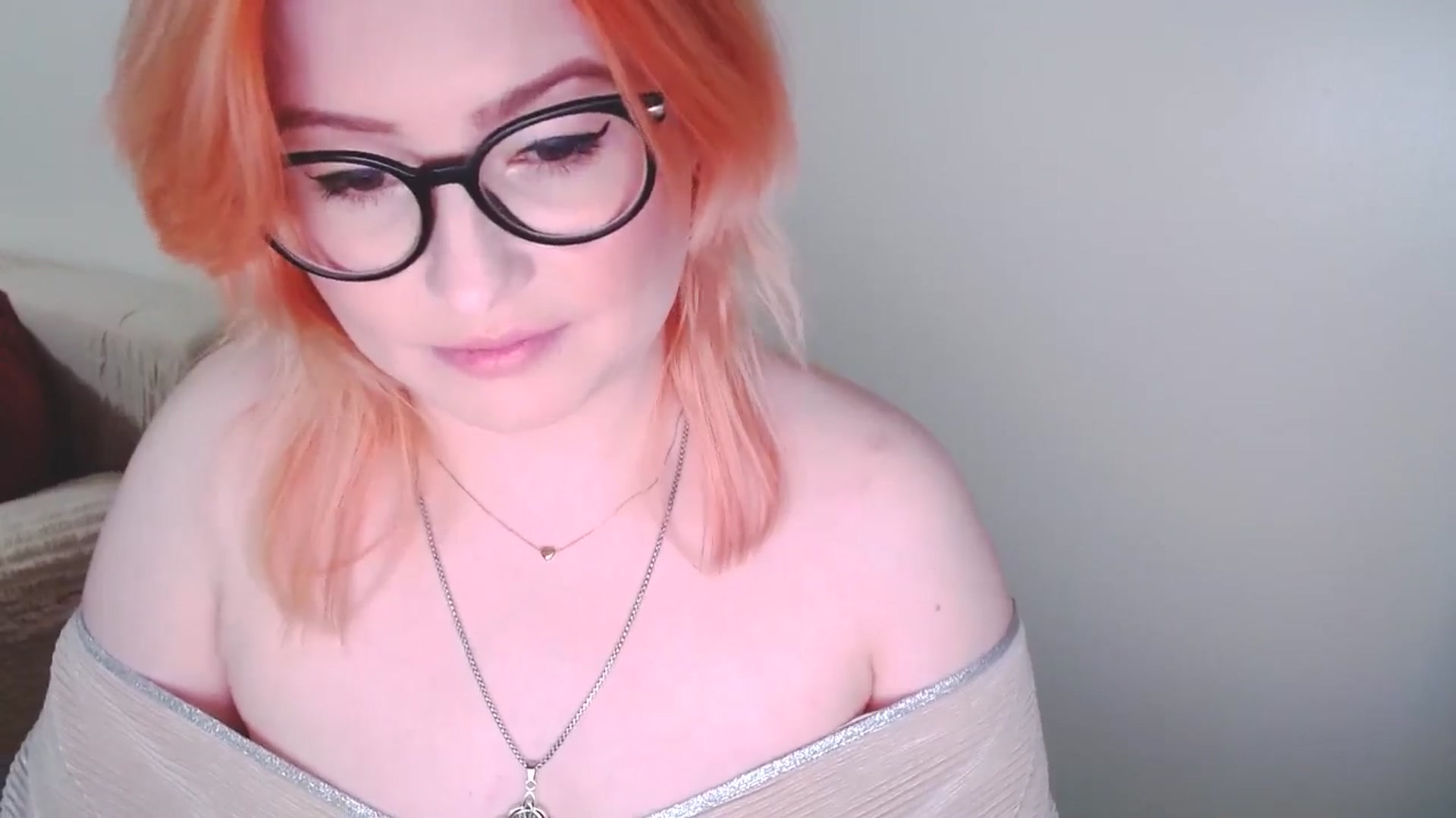 Gallery image thumbnail from EvaStar19's myfreecams stream on, 12/28/2024, 13:46 image 4 of 20