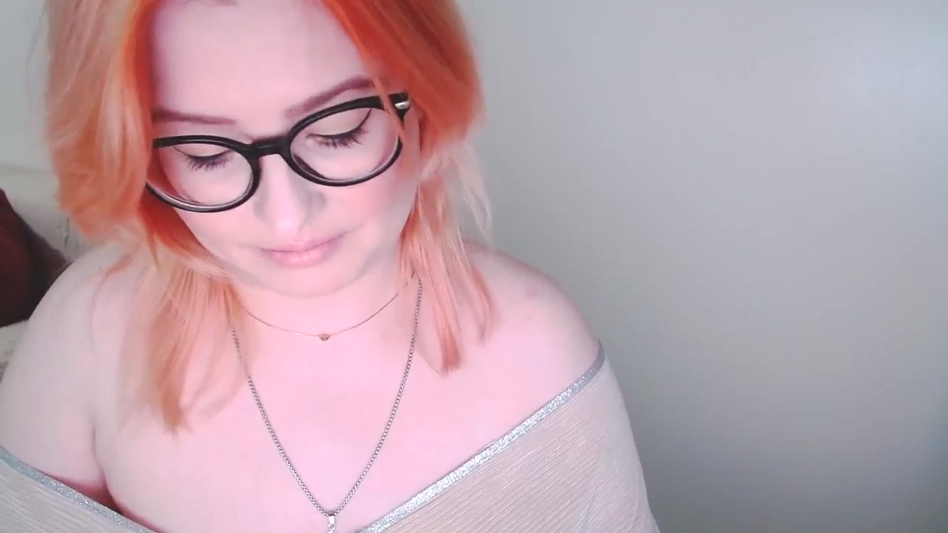 Gallery image thumbnail from EvaStar19's myfreecams stream on, 12/28/2024, 13:46 image 10 of 20