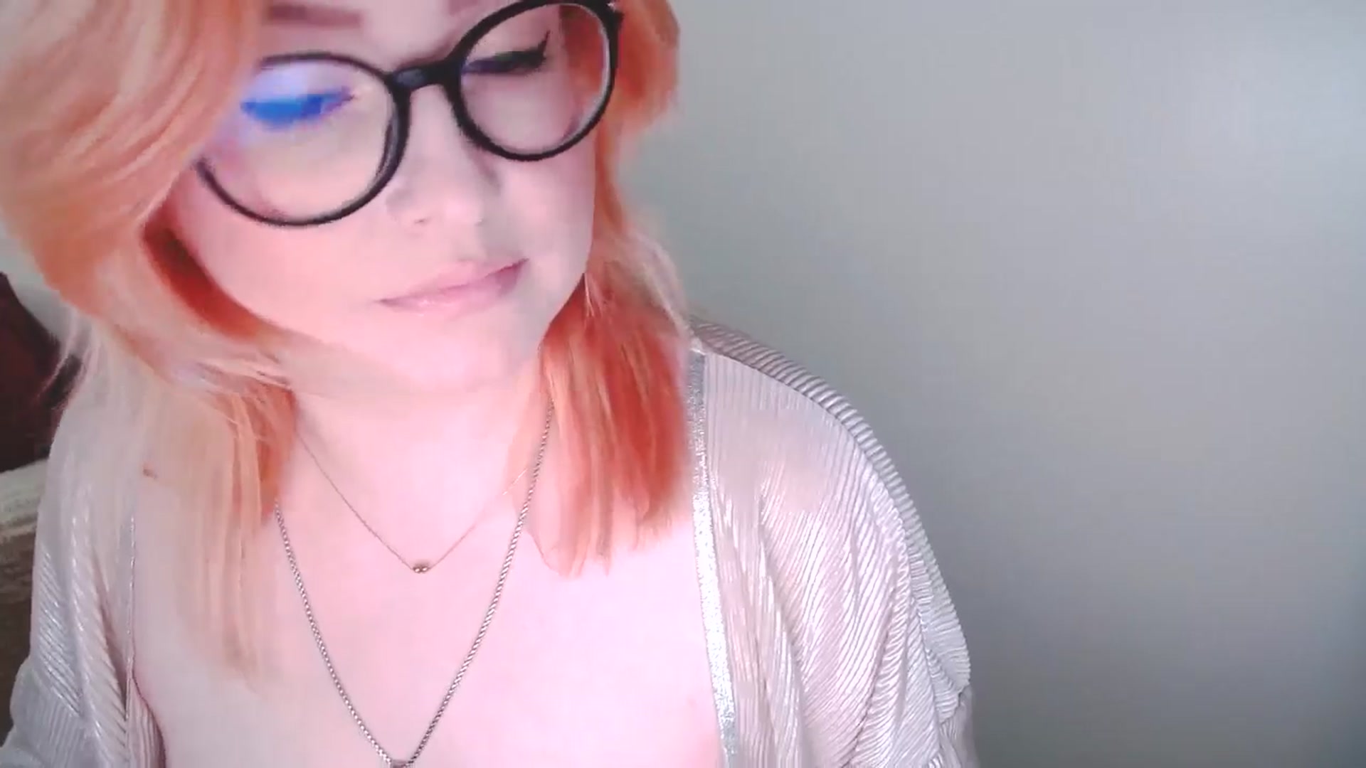 Gallery image thumbnail from EvaStar19's myfreecams stream on, 12/28/2024, 13:46 image 15 of 20