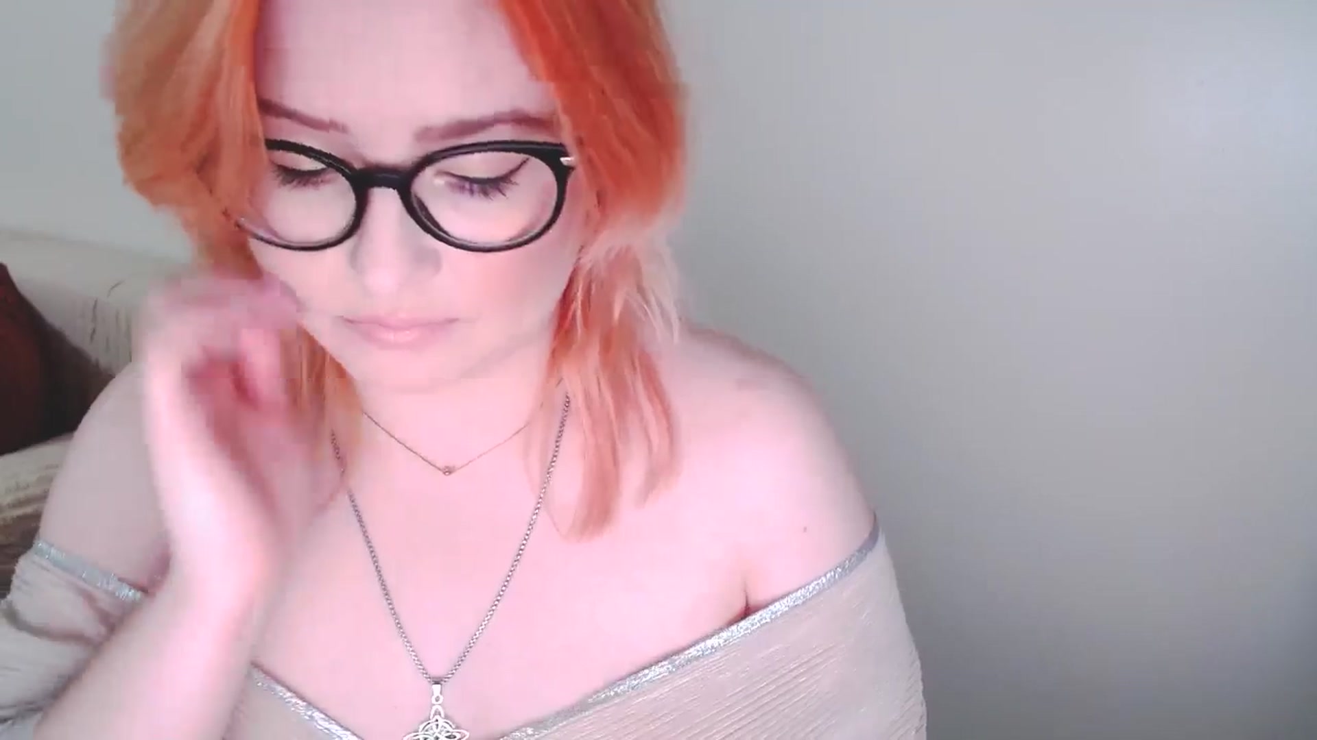 Gallery image thumbnail from EvaStar19's myfreecams stream on, 12/28/2024, 13:46 image 8 of 20