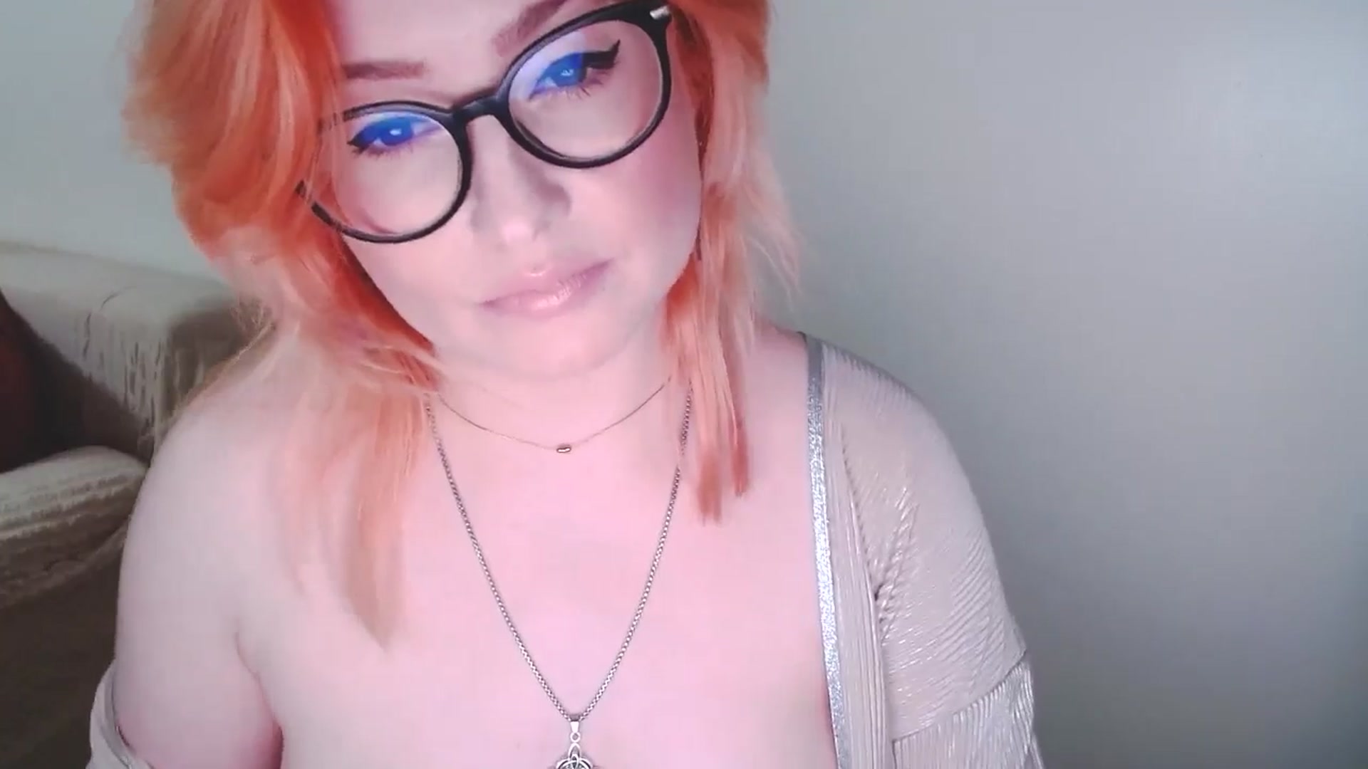 Gallery image thumbnail from EvaStar19's myfreecams stream on, 12/28/2024, 14:27 image 9 of 20