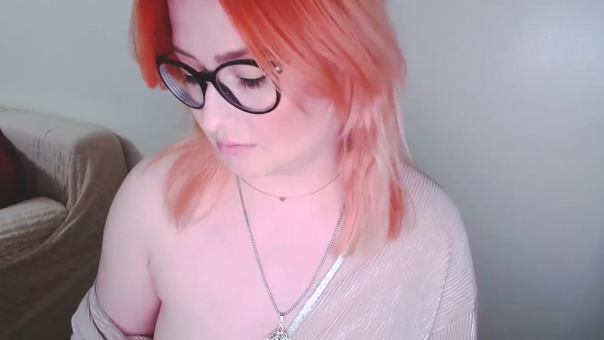 Gallery image thumbnail from EvaStar19's myfreecams stream on, 12/28/2024, 14:27 image 2 of 20