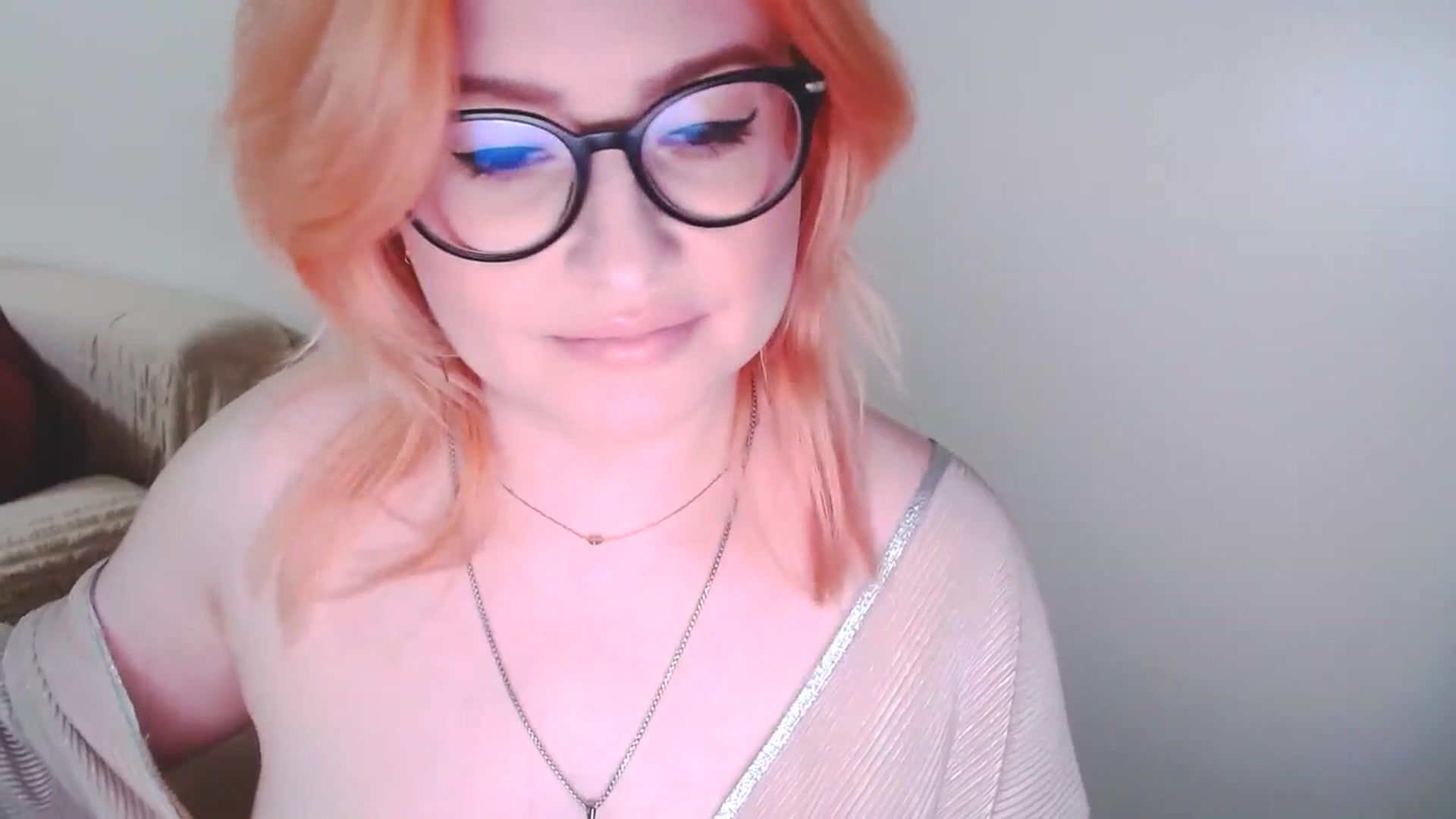 Gallery image thumbnail from EvaStar19's myfreecams stream on, 12/28/2024, 17:22 image 19 of 20