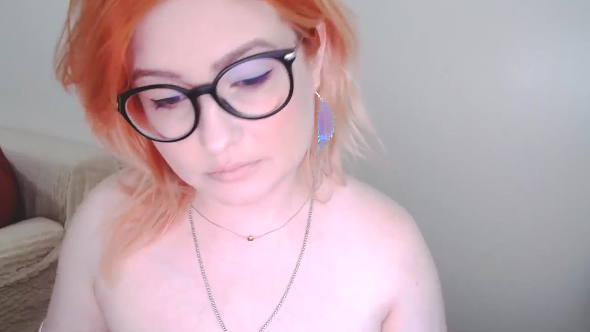 Gallery image thumbnail from EvaStar19's myfreecams stream on, 12/30/2024, 13:02 image 3 of 20