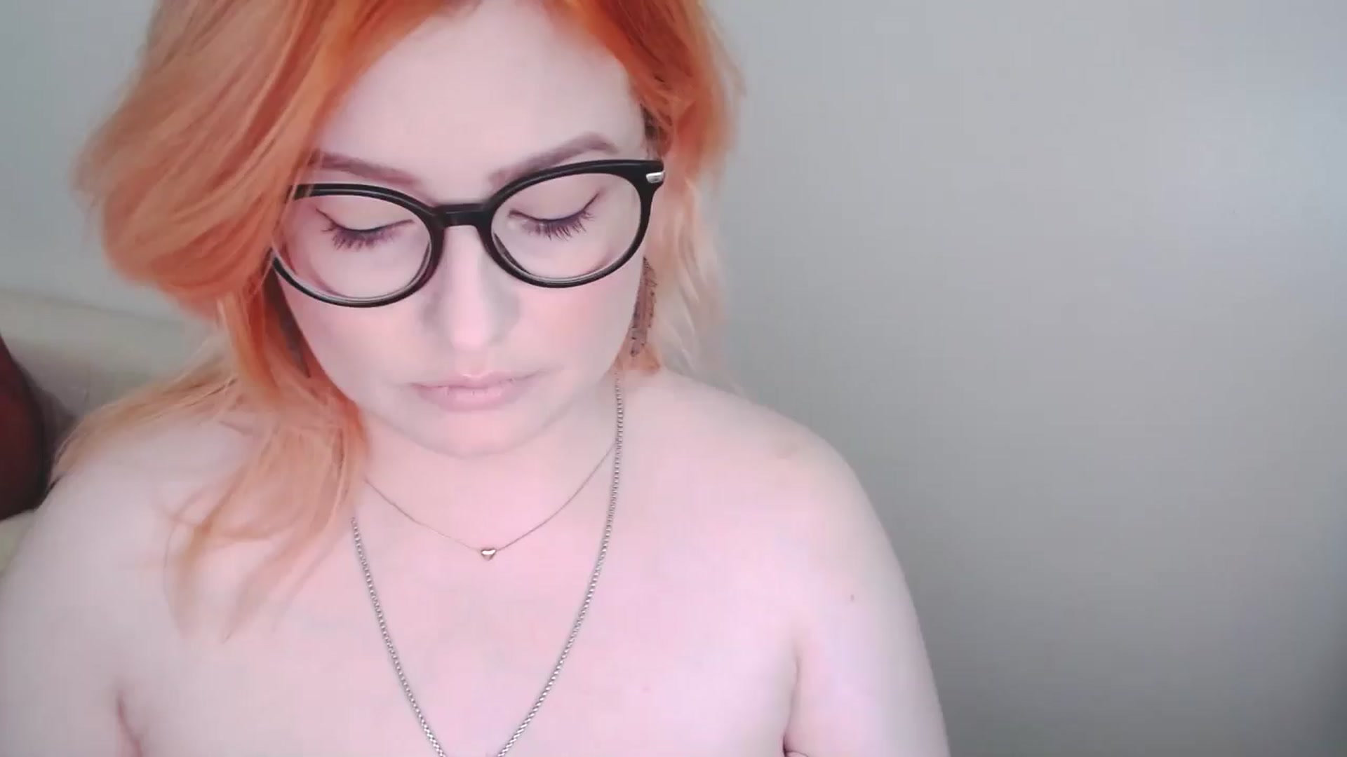 Gallery image thumbnail from EvaStar19's myfreecams stream on, 12/30/2024, 13:02 image 1 of 20