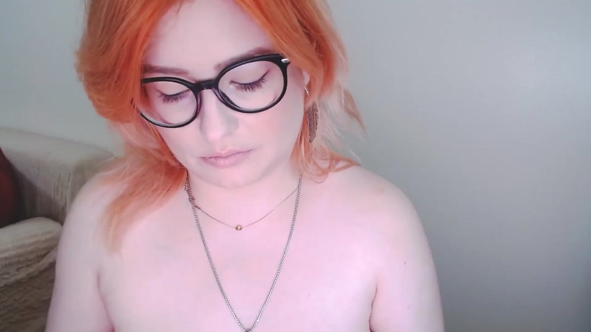 Gallery image thumbnail from EvaStar19's myfreecams stream on, 12/30/2024, 13:45 image 3 of 20