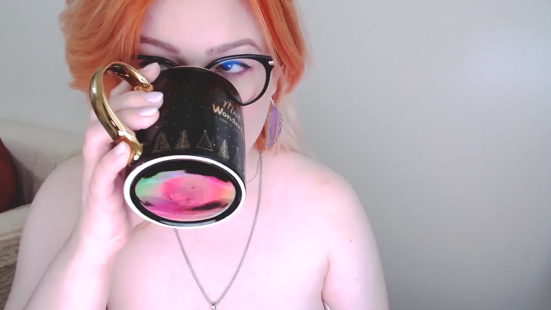 Gallery image thumbnail from EvaStar19's myfreecams stream on, 12/30/2024, 13:45 image 1 of 20