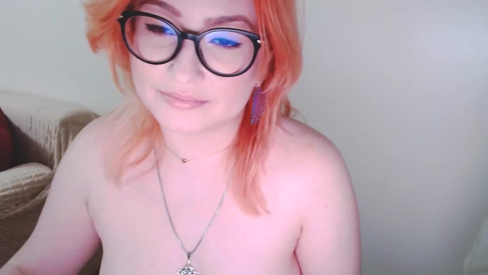 Gallery image thumbnail from EvaStar19's myfreecams stream on, 12/30/2024, 16:41 image 12 of 20