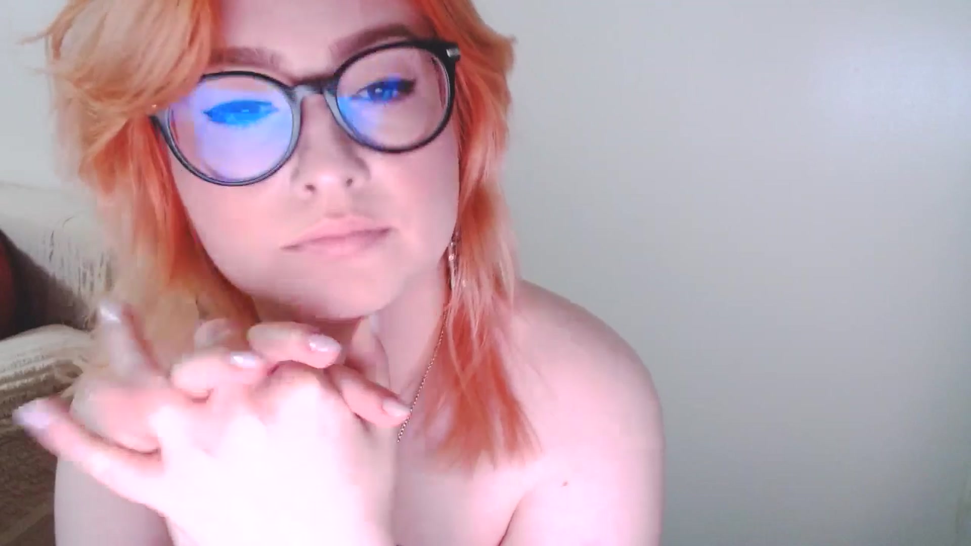 Gallery image thumbnail from EvaStar19's myfreecams stream on, 01/03/2025, 16:39 image 13 of 20