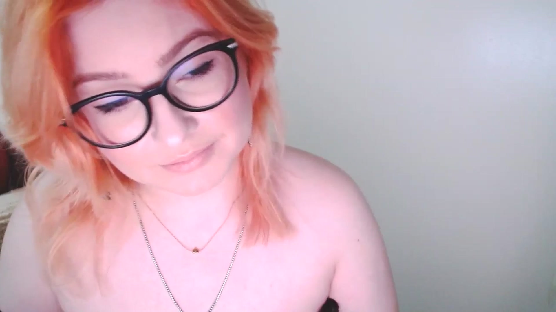Gallery image thumbnail from EvaStar19's myfreecams stream on, 01/03/2025, 16:39 image 7 of 20