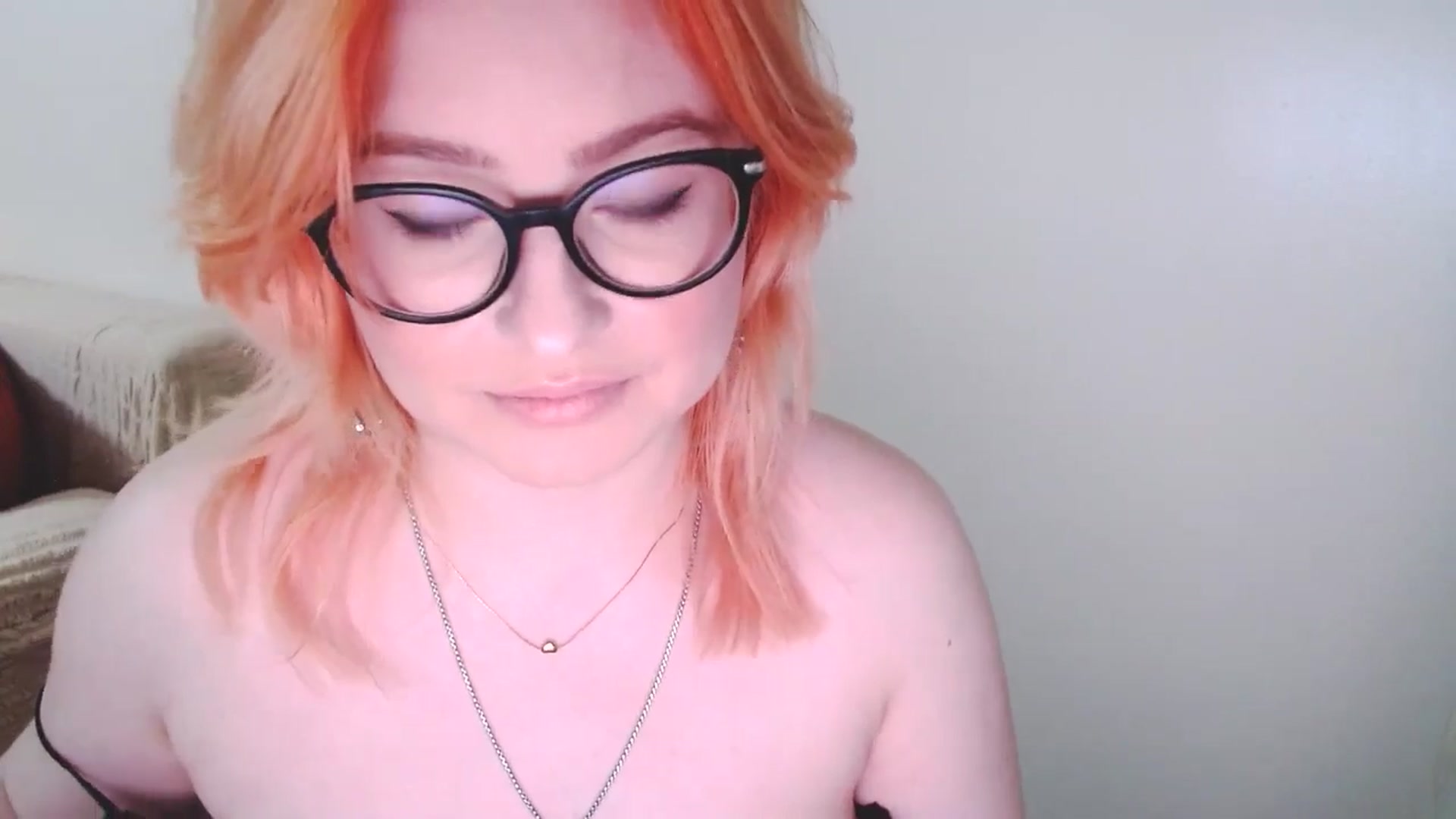 Gallery image thumbnail from EvaStar19's myfreecams stream on, 01/03/2025, 16:39 image 11 of 20