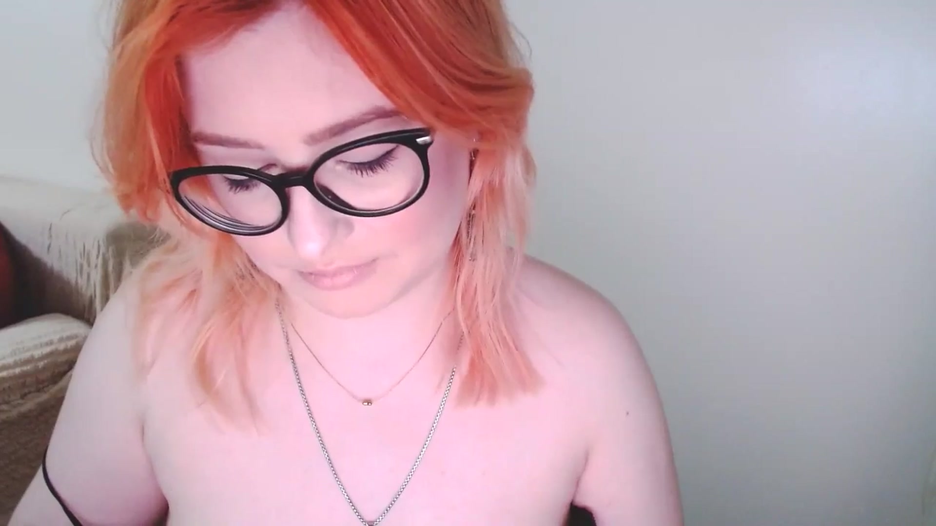 Gallery image thumbnail from EvaStar19's myfreecams stream on, 01/03/2025, 16:39 image 8 of 20