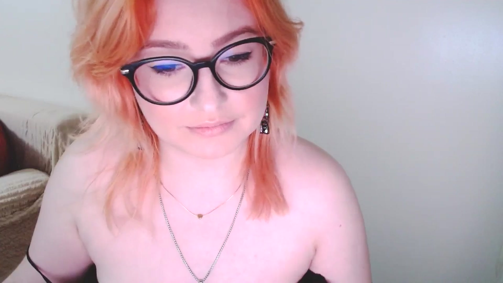 Gallery image thumbnail from EvaStar19's myfreecams stream on, 01/03/2025, 17:02 image 20 of 20