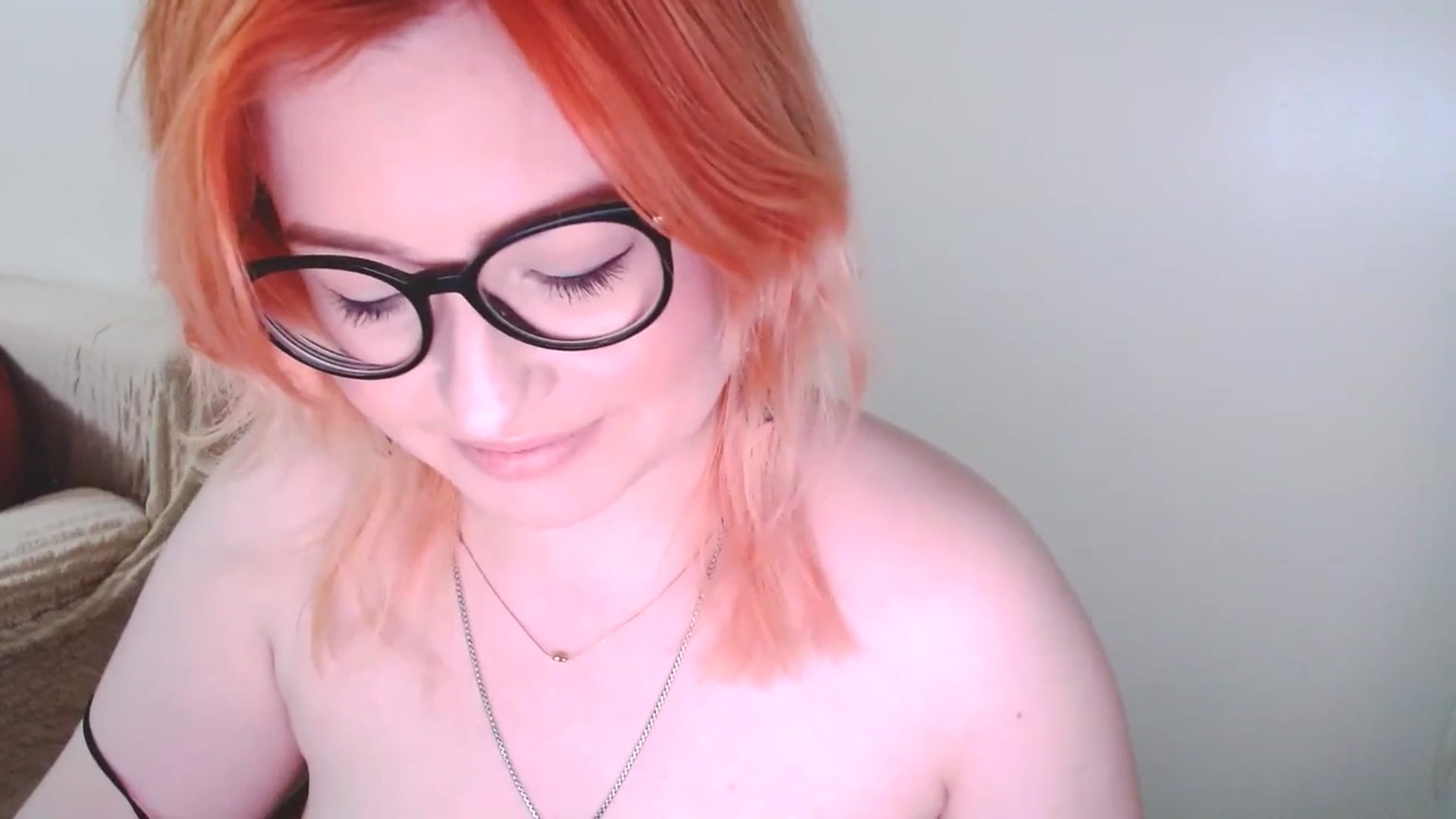 Gallery image thumbnail from EvaStar19's myfreecams stream on, 01/03/2025, 17:02 image 15 of 20