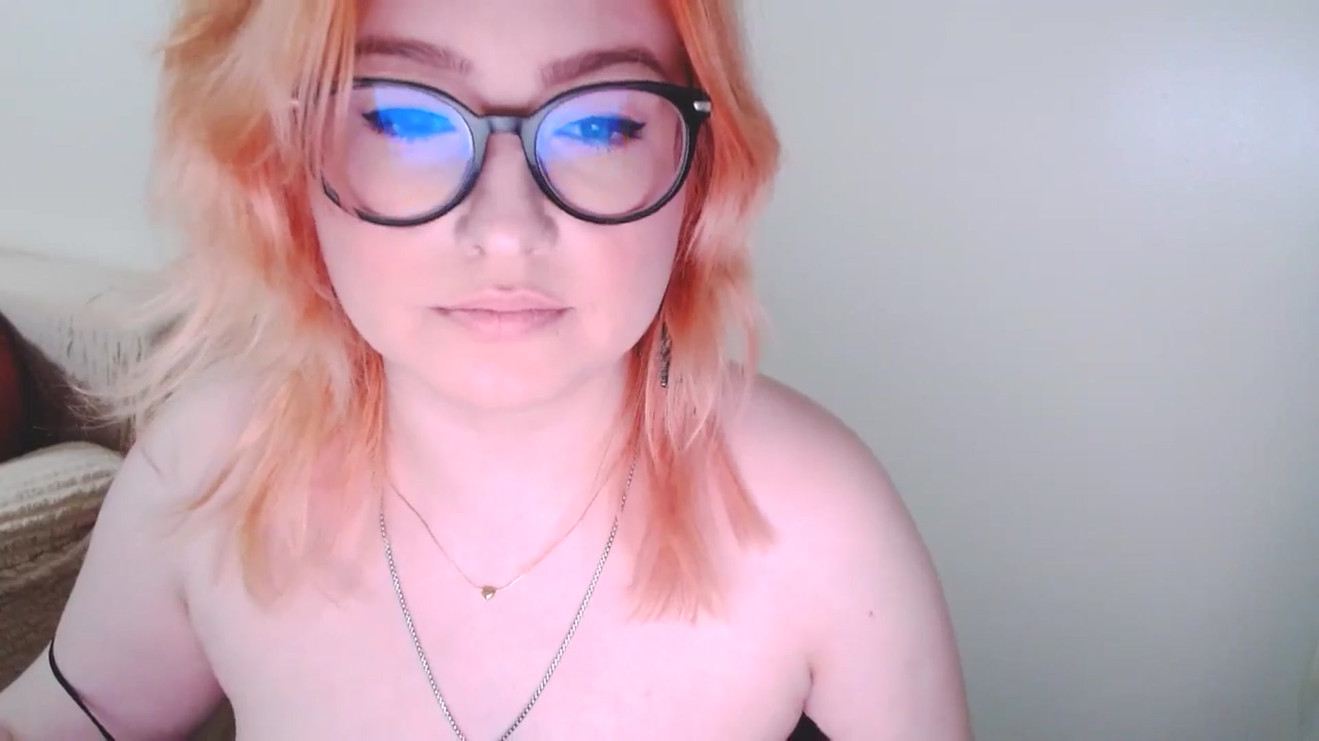 Gallery image thumbnail from EvaStar19's myfreecams stream on, 01/03/2025, 17:02 image 5 of 20