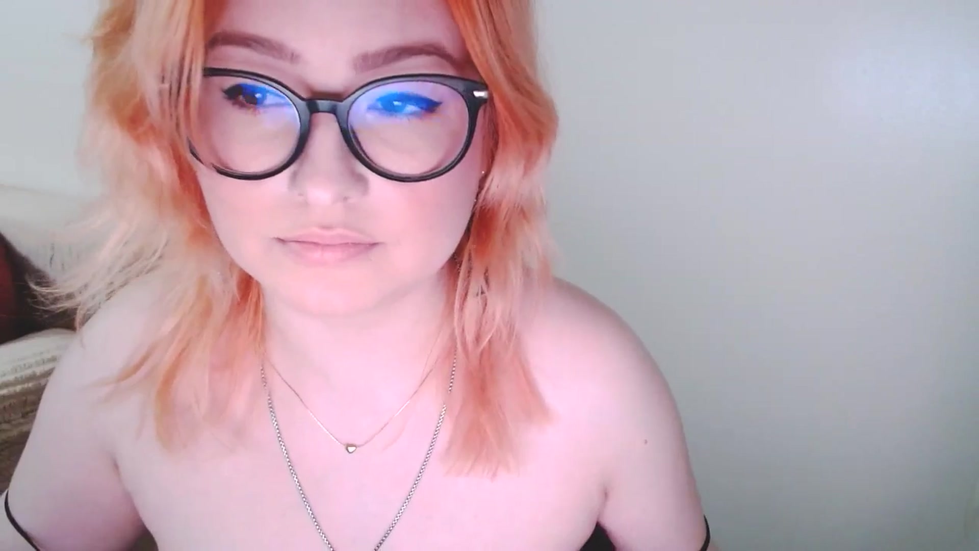 Gallery image thumbnail from EvaStar19's myfreecams stream on, 01/03/2025, 17:02 image 6 of 20