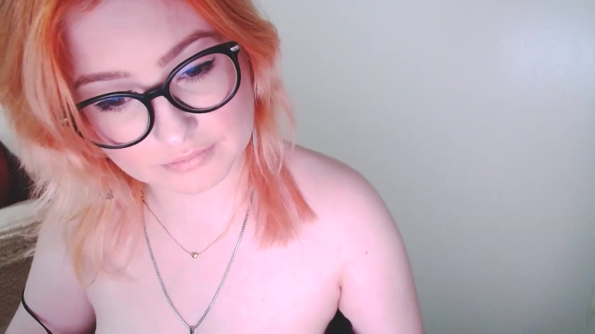 Gallery image thumbnail from EvaStar19's myfreecams stream on, 01/03/2025, 17:02 image 7 of 20