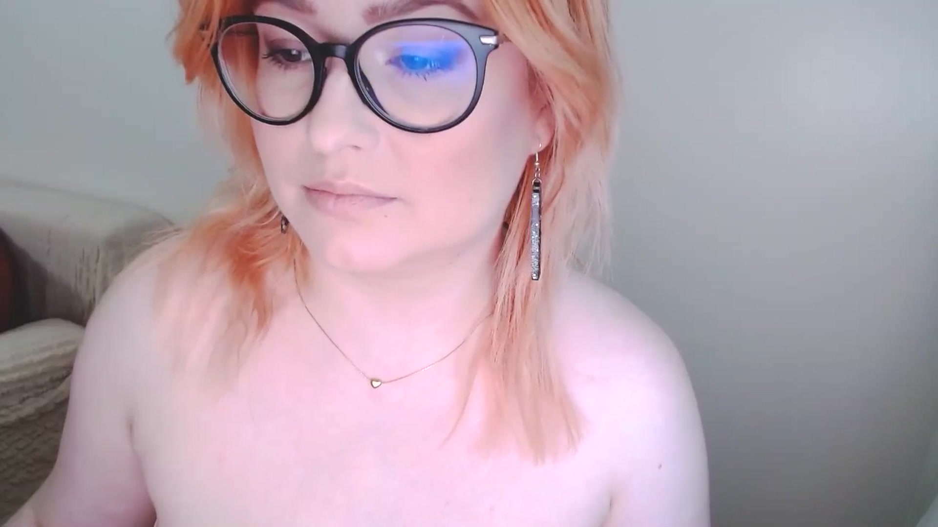 Gallery image thumbnail from EvaStar19's myfreecams stream on, 01/04/2025, 13:46 image 11 of 20