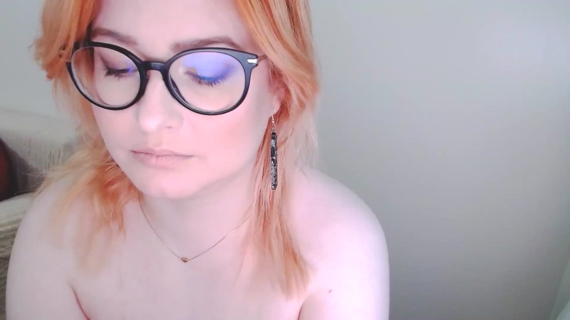 Gallery image thumbnail from EvaStar19's myfreecams stream on, 01/04/2025, 13:46 image 10 of 20