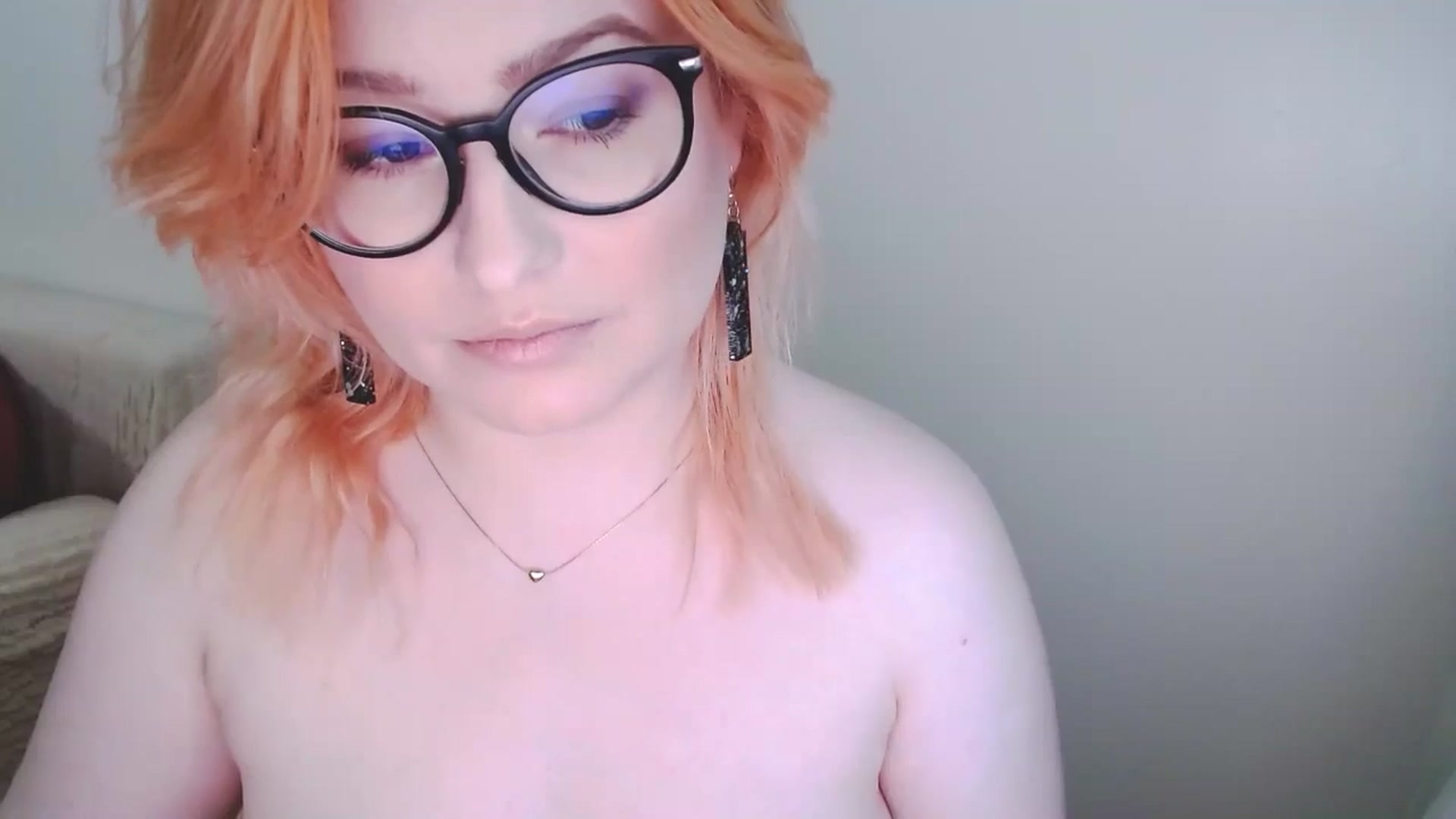 Gallery image thumbnail from EvaStar19's myfreecams stream on, 01/04/2025, 13:46 image 8 of 20