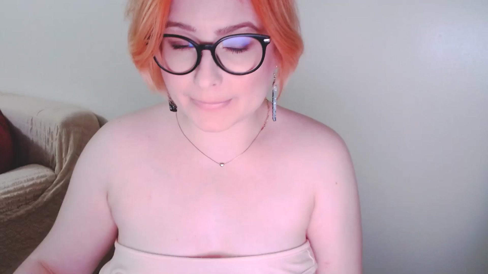 Gallery image thumbnail from EvaStar19's myfreecams stream on, 01/04/2025, 16:19 image 14 of 20