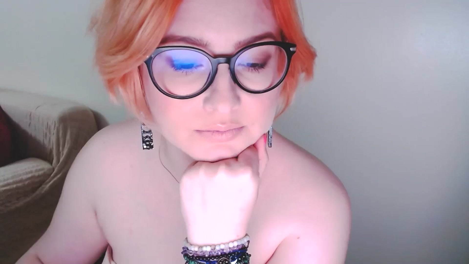 Gallery image thumbnail from EvaStar19's myfreecams stream on, 01/04/2025, 16:19 image 3 of 20