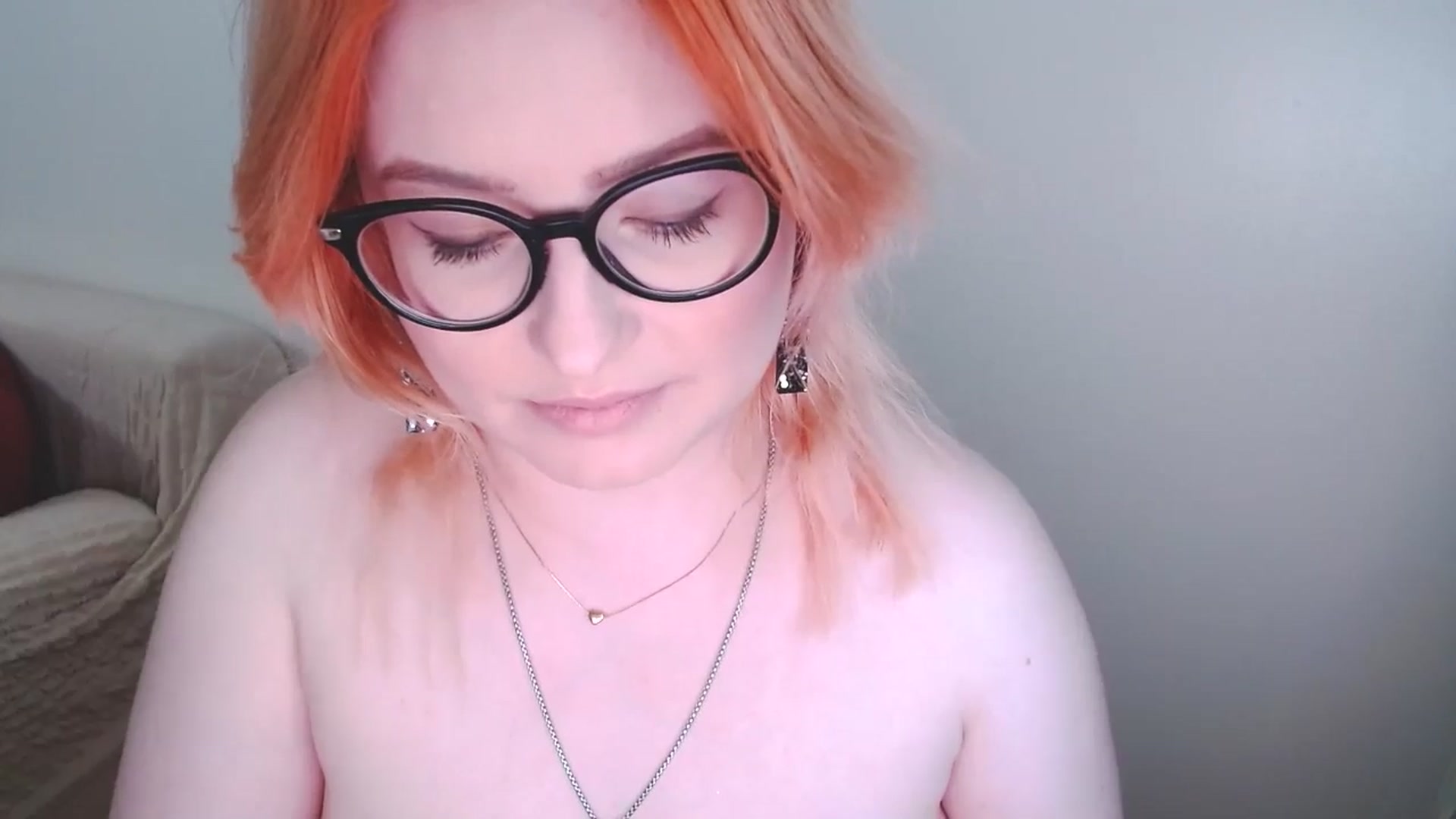 Gallery image thumbnail from EvaStar19's myfreecams stream on, 01/08/2025, 13:57 image 5 of 20