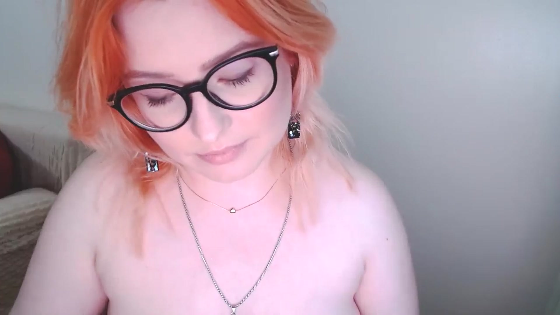 Gallery image thumbnail from EvaStar19's myfreecams stream on, 01/08/2025, 13:57 image 16 of 20