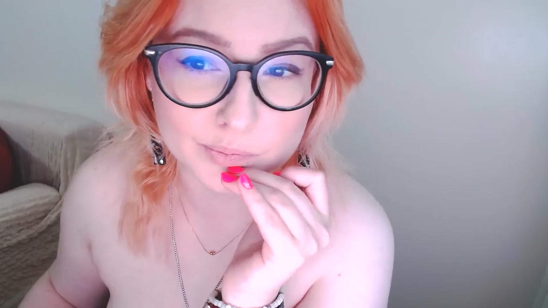 Gallery image thumbnail from EvaStar19's myfreecams stream on, 01/08/2025, 13:57 image 9 of 20