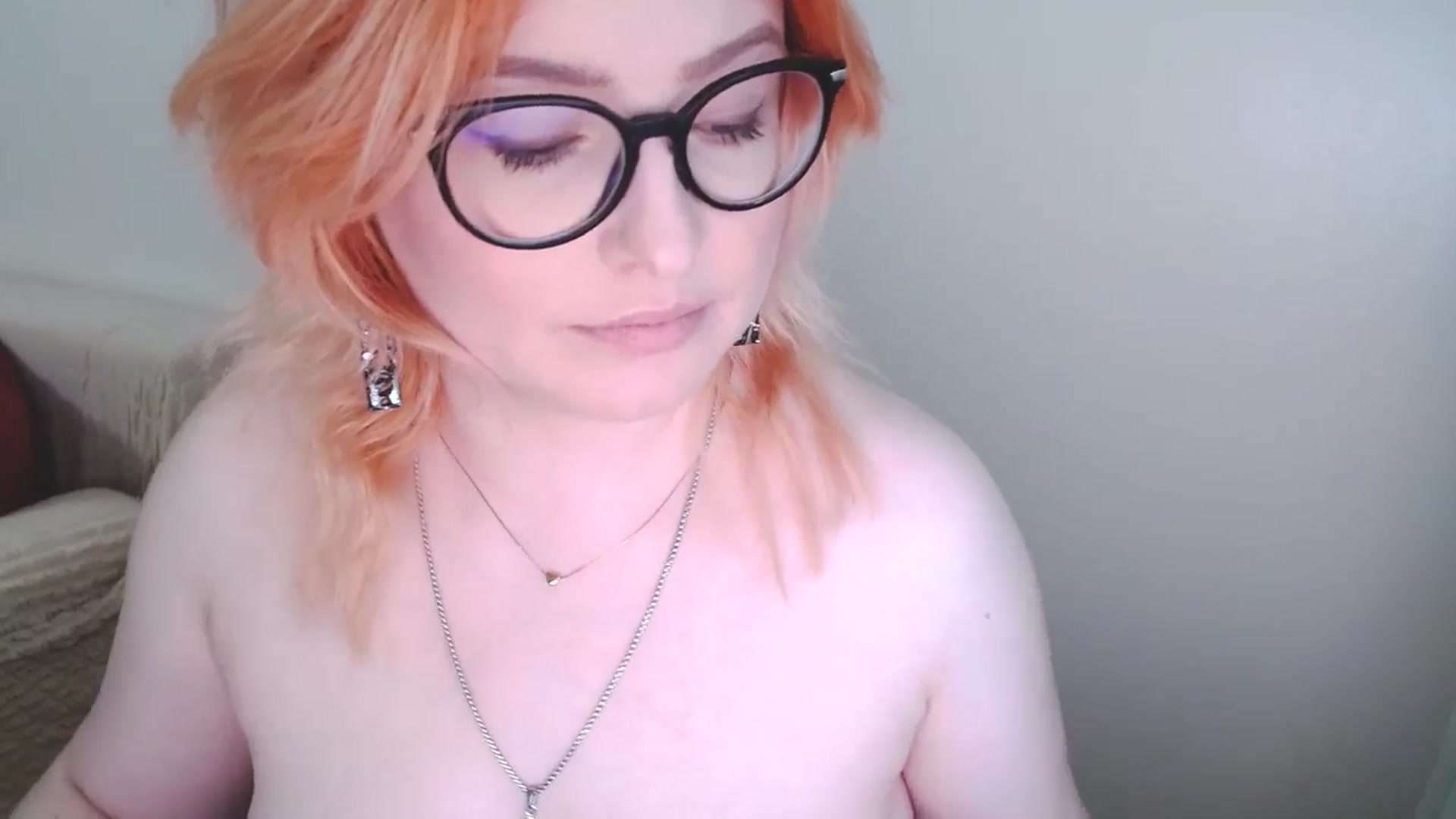 Gallery image thumbnail from EvaStar19's myfreecams stream on, 01/08/2025, 13:57 image 12 of 20