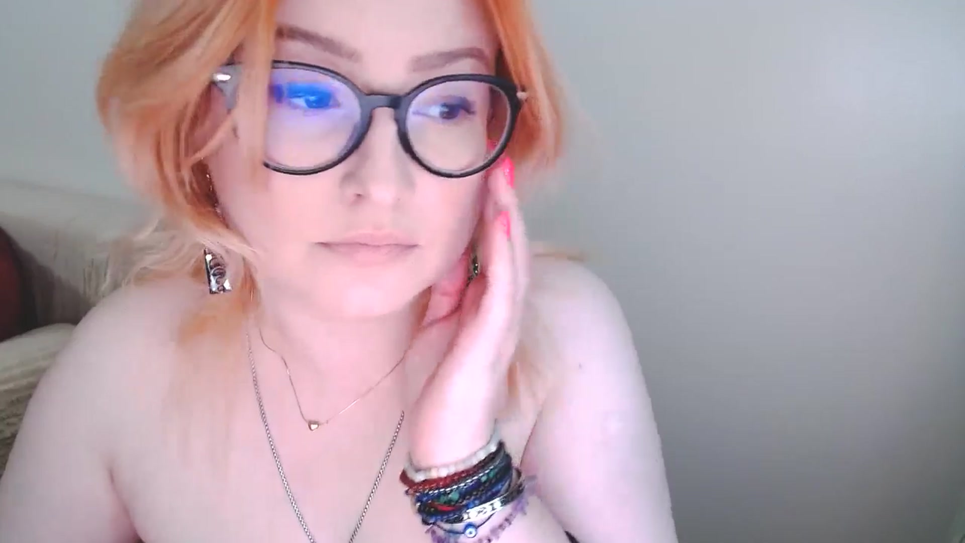 Gallery image thumbnail from EvaStar19's myfreecams stream on, 01/08/2025, 13:57 image 4 of 20