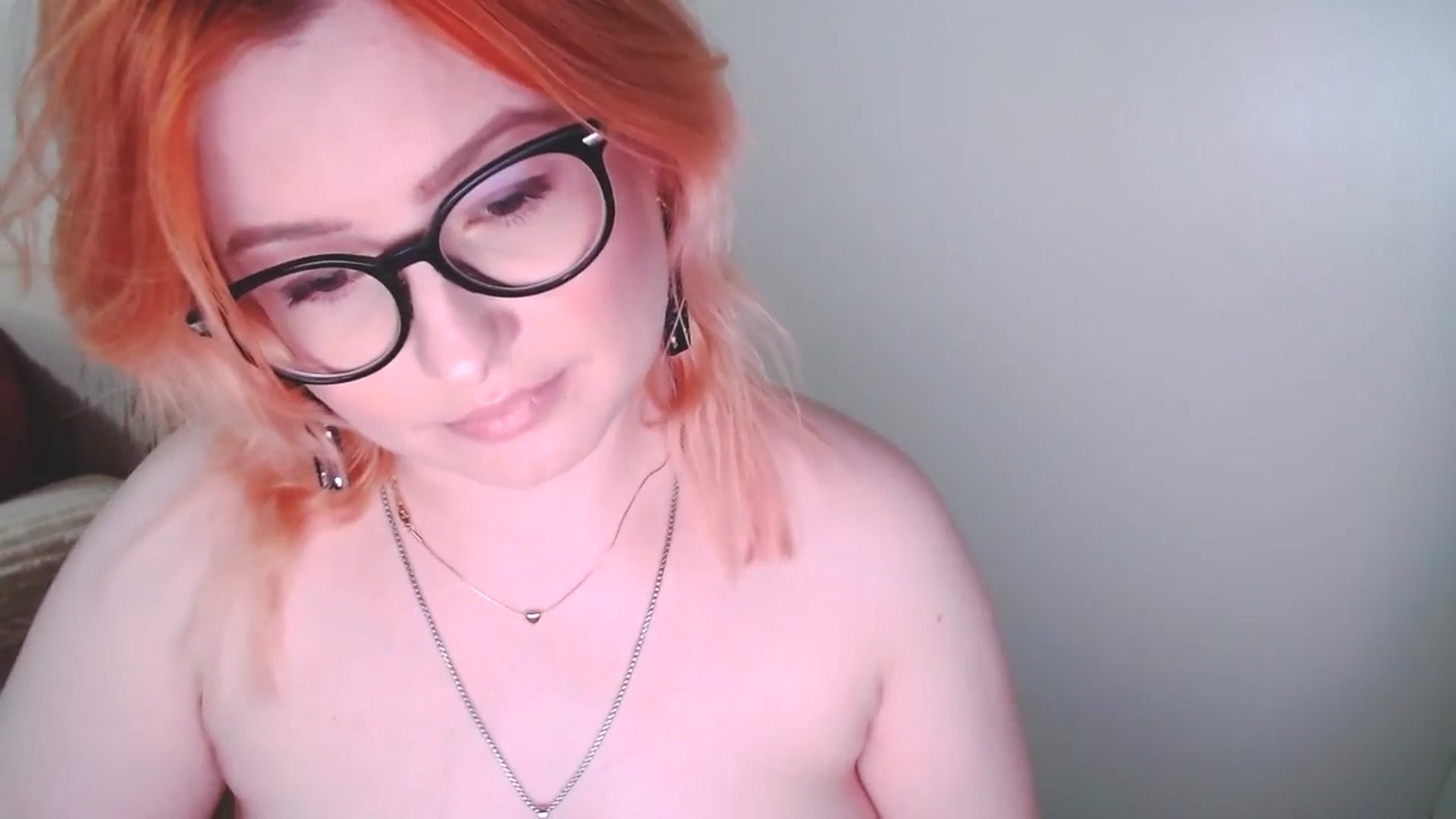 Gallery image thumbnail from EvaStar19's myfreecams stream on, 01/08/2025, 15:34 image 16 of 20