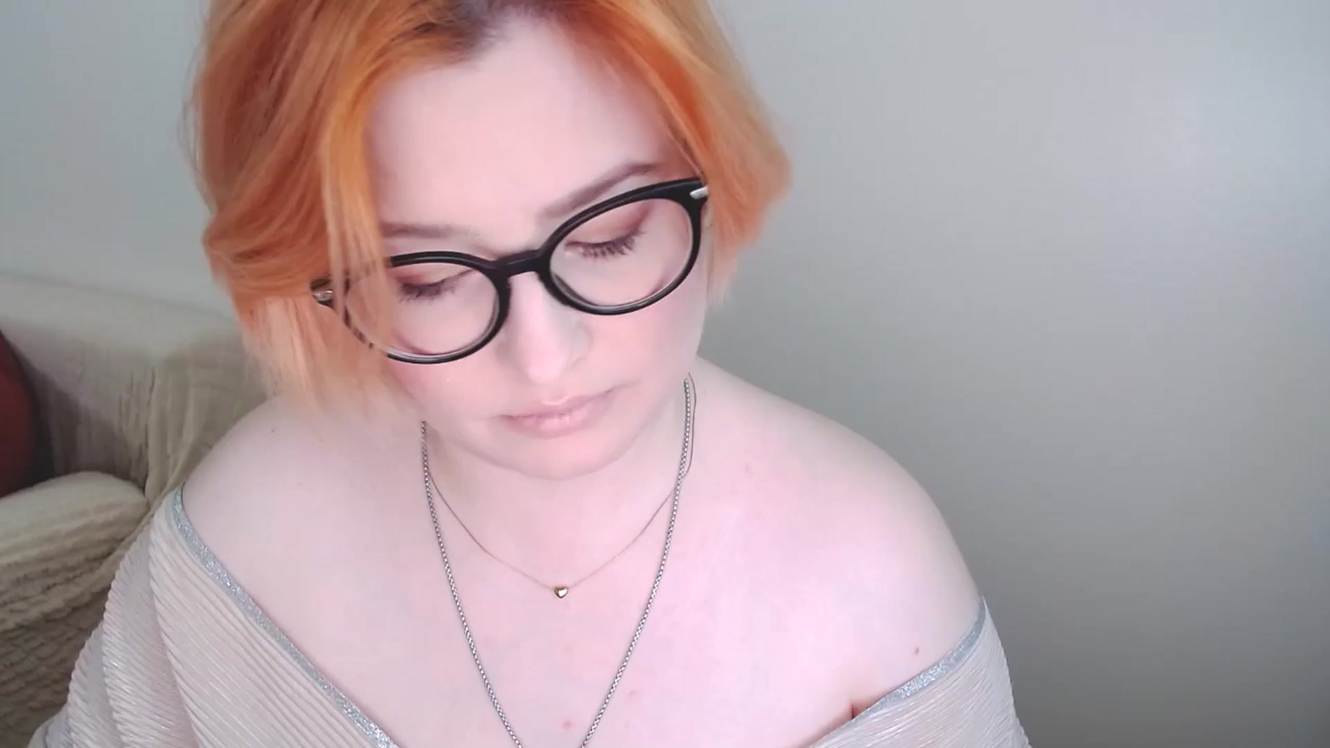 Gallery image thumbnail from EvaStar19's myfreecams stream on, 01/12/2025, 12:45 image 1 of 20