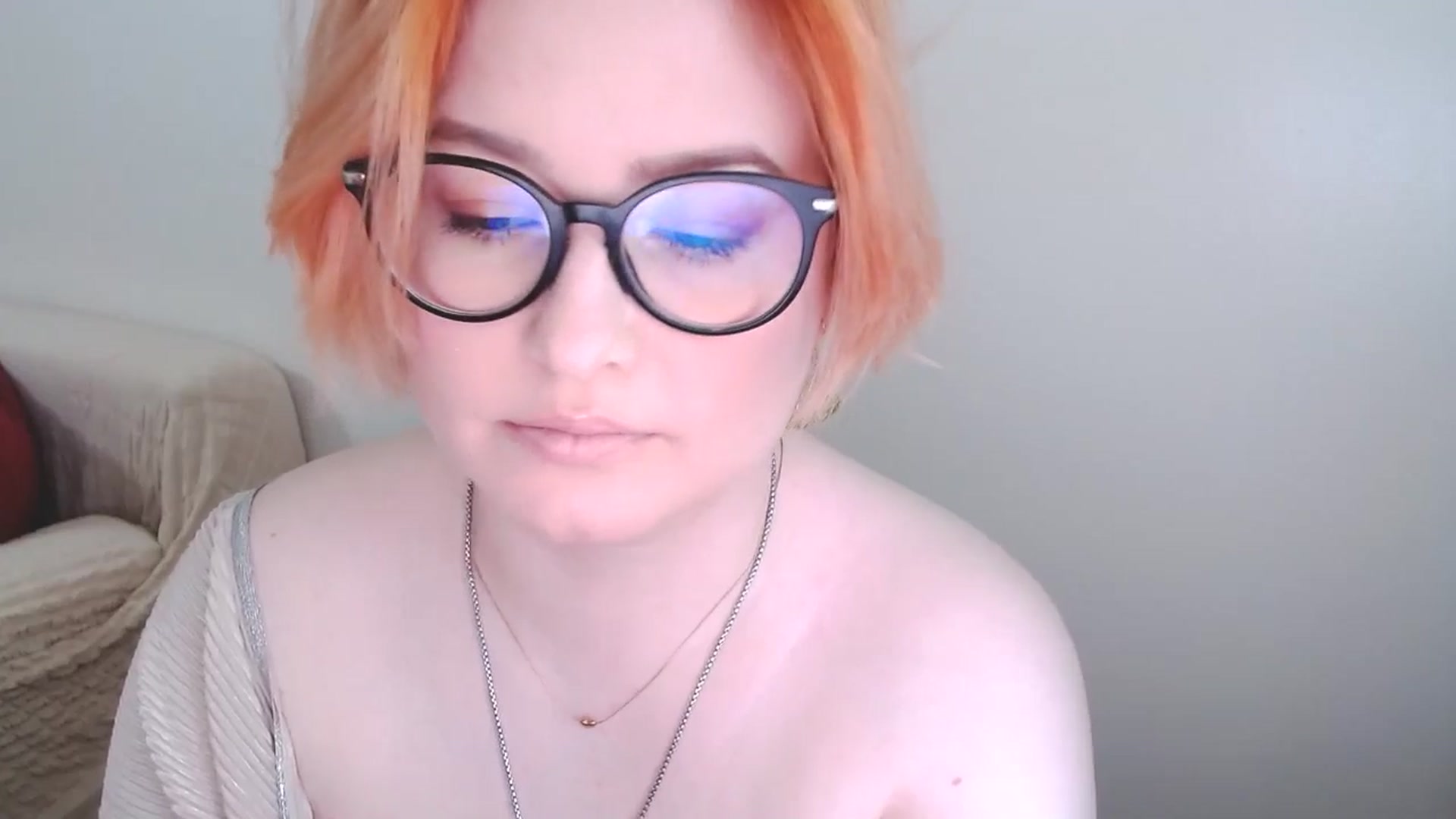 Gallery image thumbnail from EvaStar19's myfreecams stream on, 01/12/2025, 12:45 image 9 of 20
