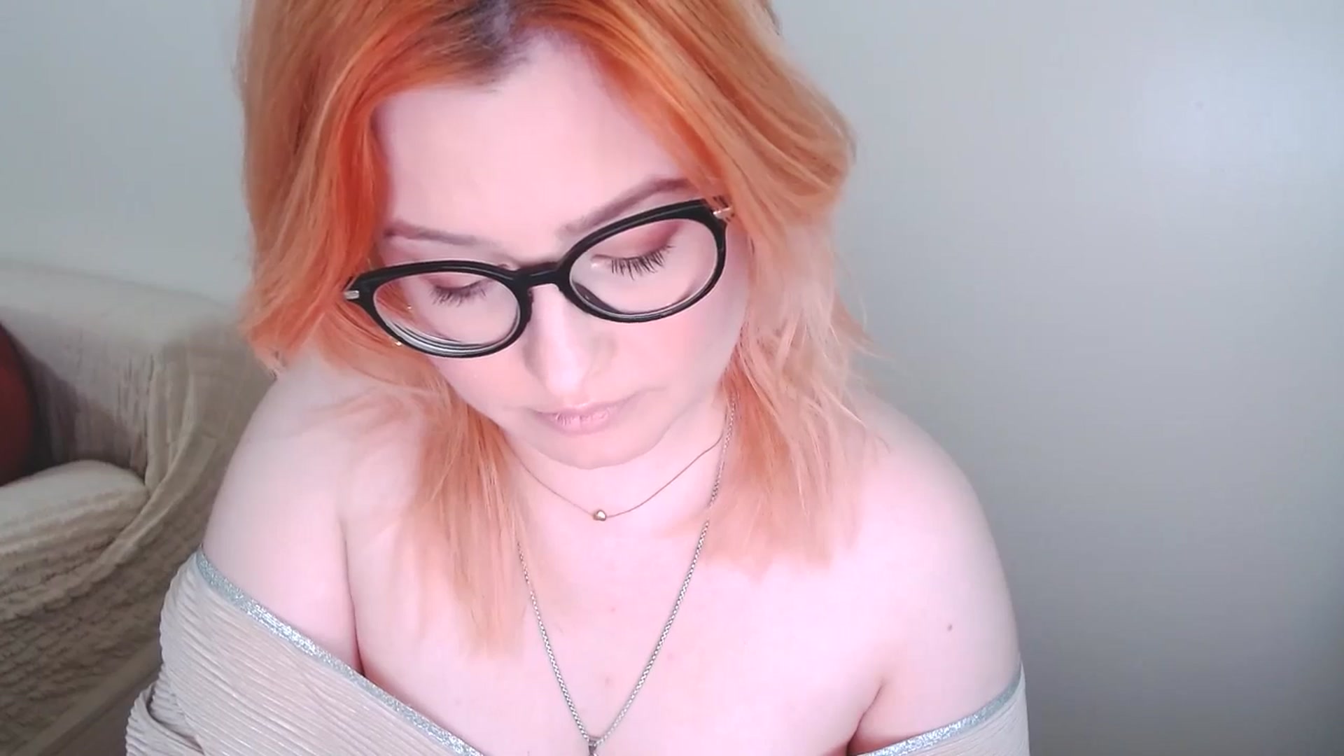 Gallery image thumbnail from EvaStar19's myfreecams stream on, 01/12/2025, 13:44 image 9 of 20