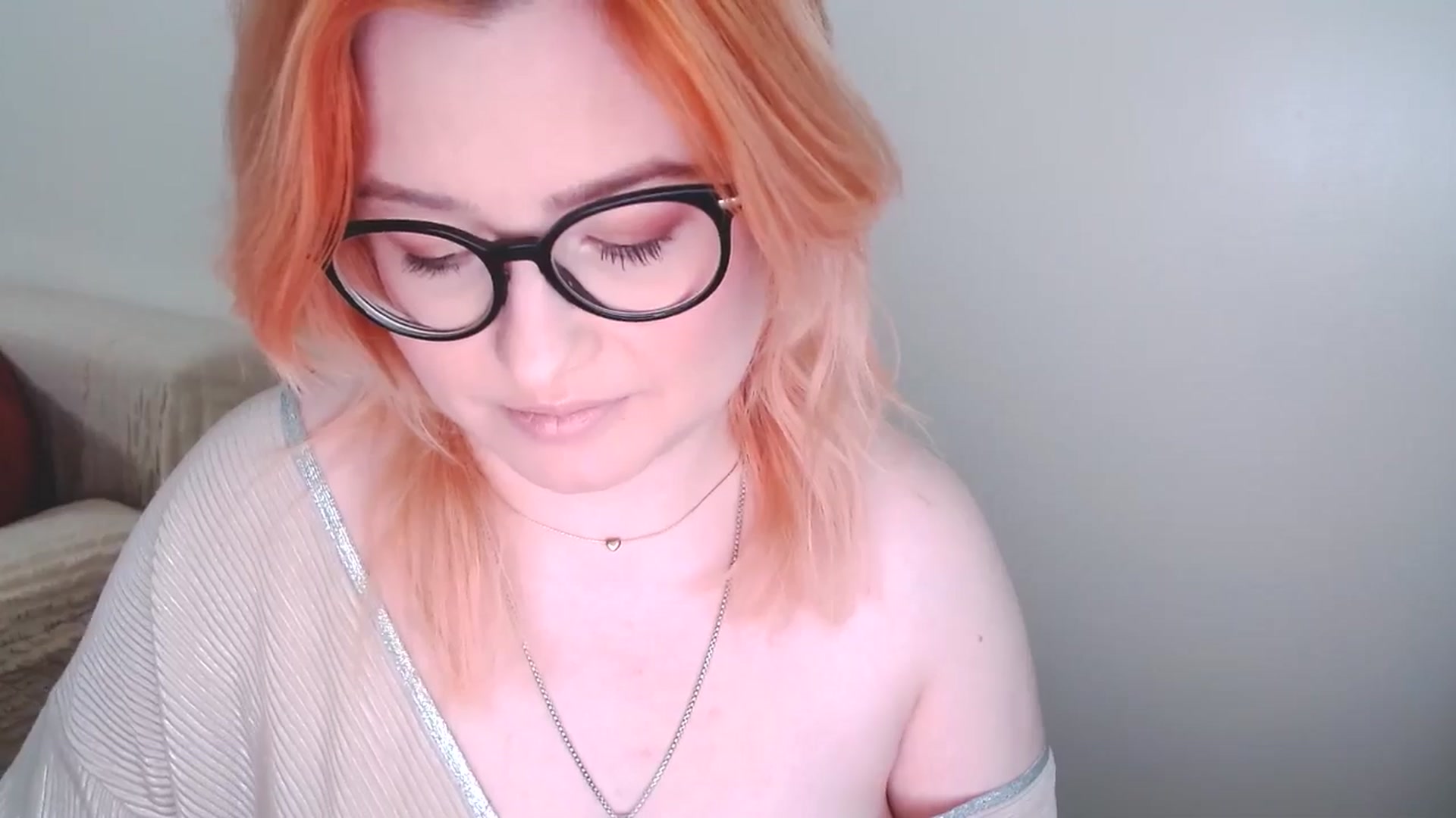 Gallery image thumbnail from EvaStar19's myfreecams stream on, 01/12/2025, 13:44 image 17 of 20