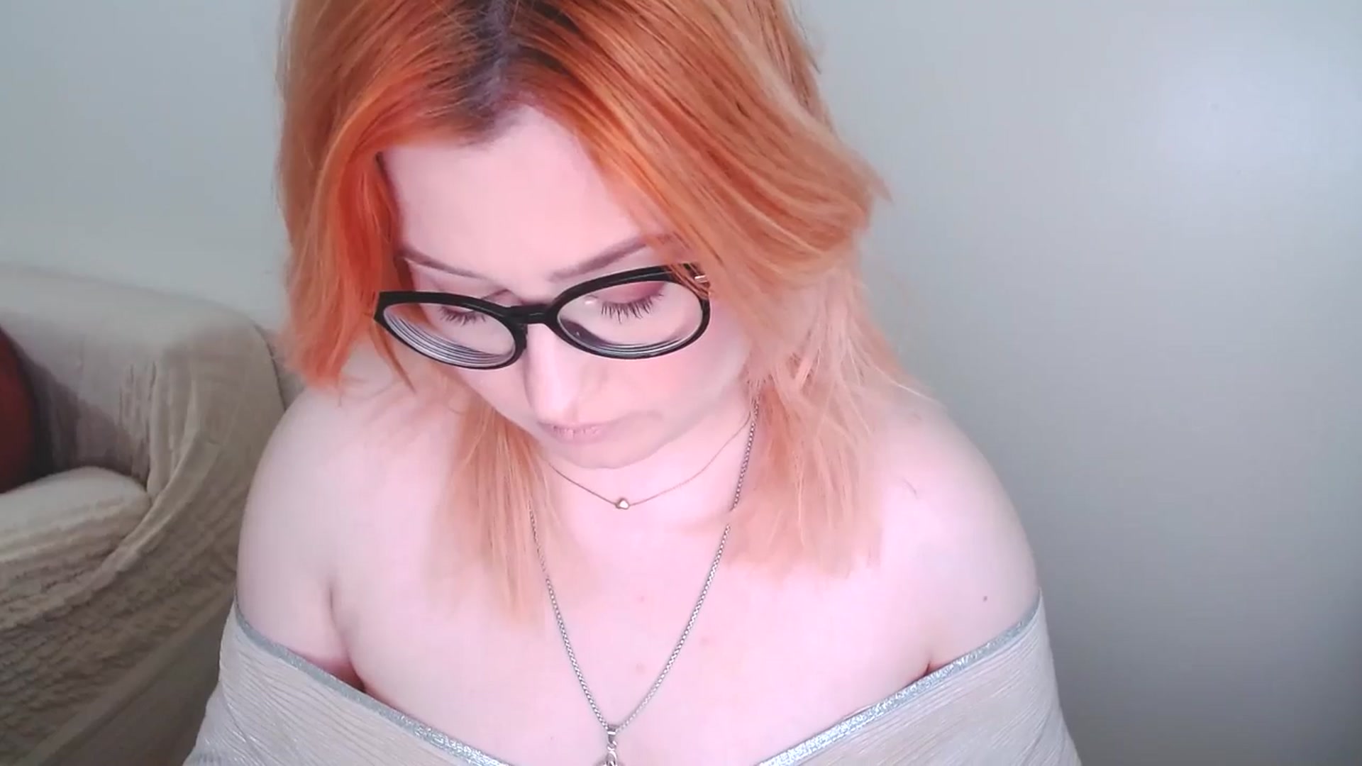 Gallery image thumbnail from EvaStar19's myfreecams stream on, 01/12/2025, 13:44 image 12 of 20