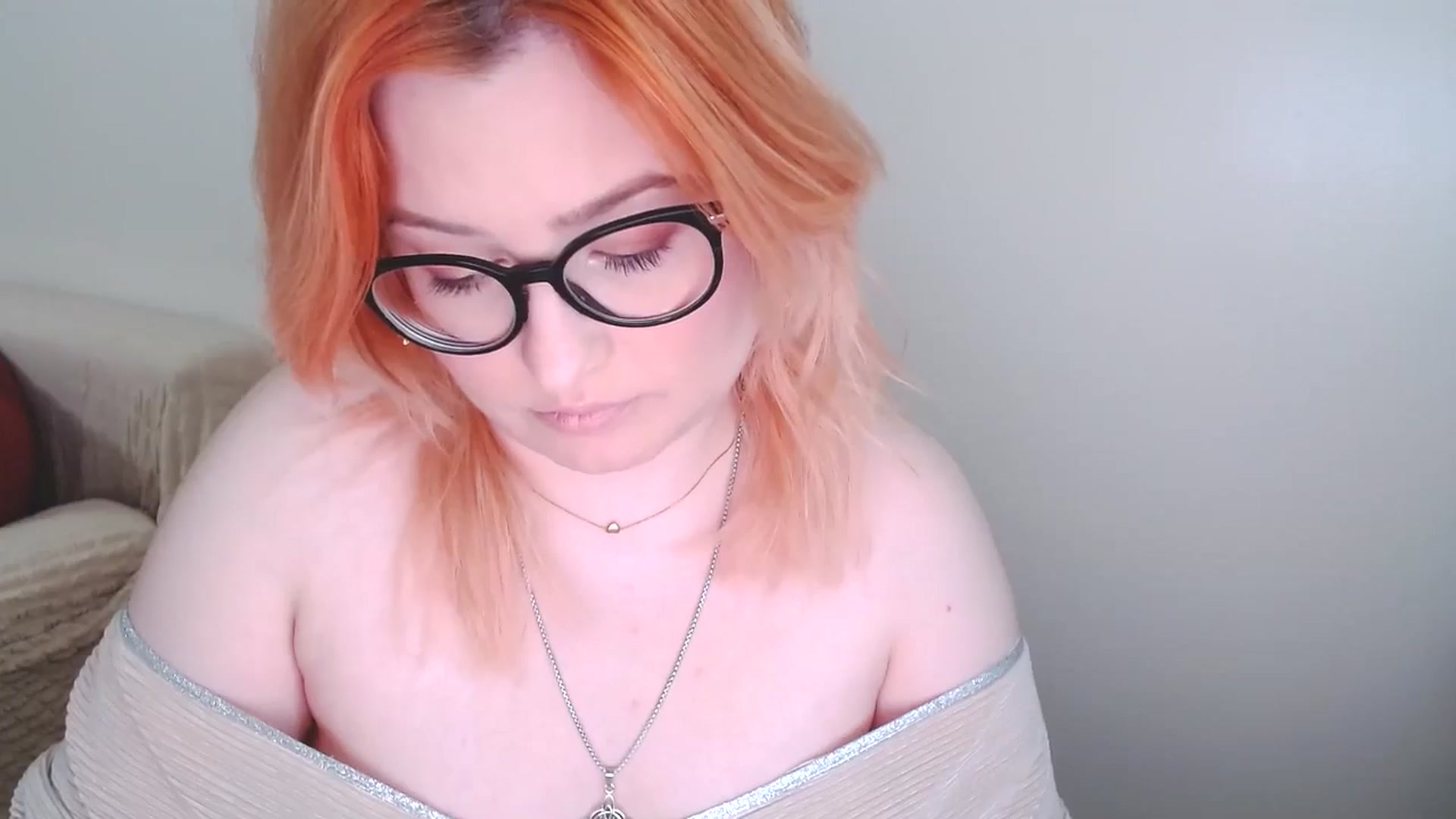 Gallery image thumbnail from EvaStar19's myfreecams stream on, 01/12/2025, 13:44 image 13 of 20
