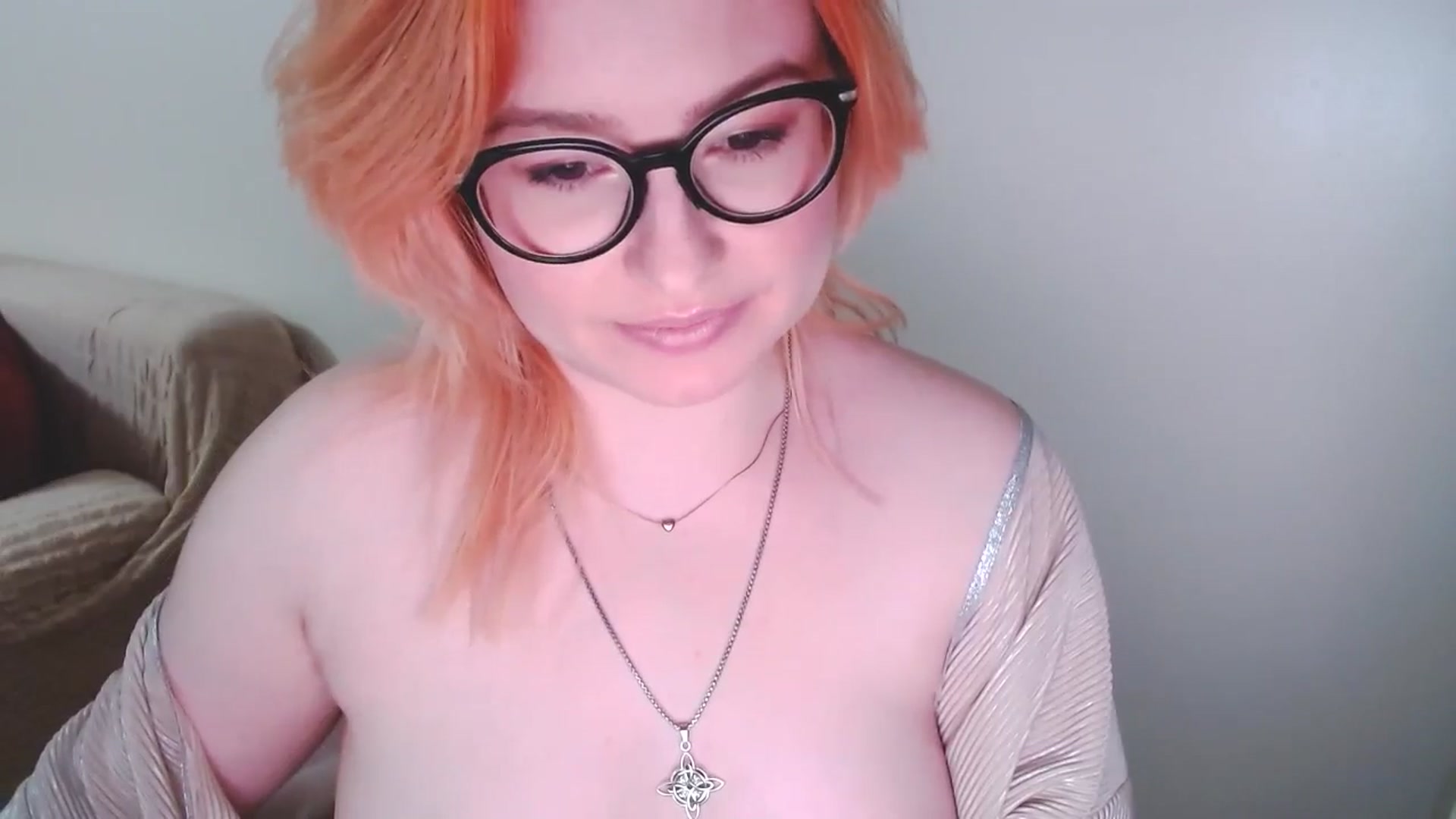 Gallery image thumbnail from EvaStar19's myfreecams stream on, 01/12/2025, 17:30 image 4 of 20