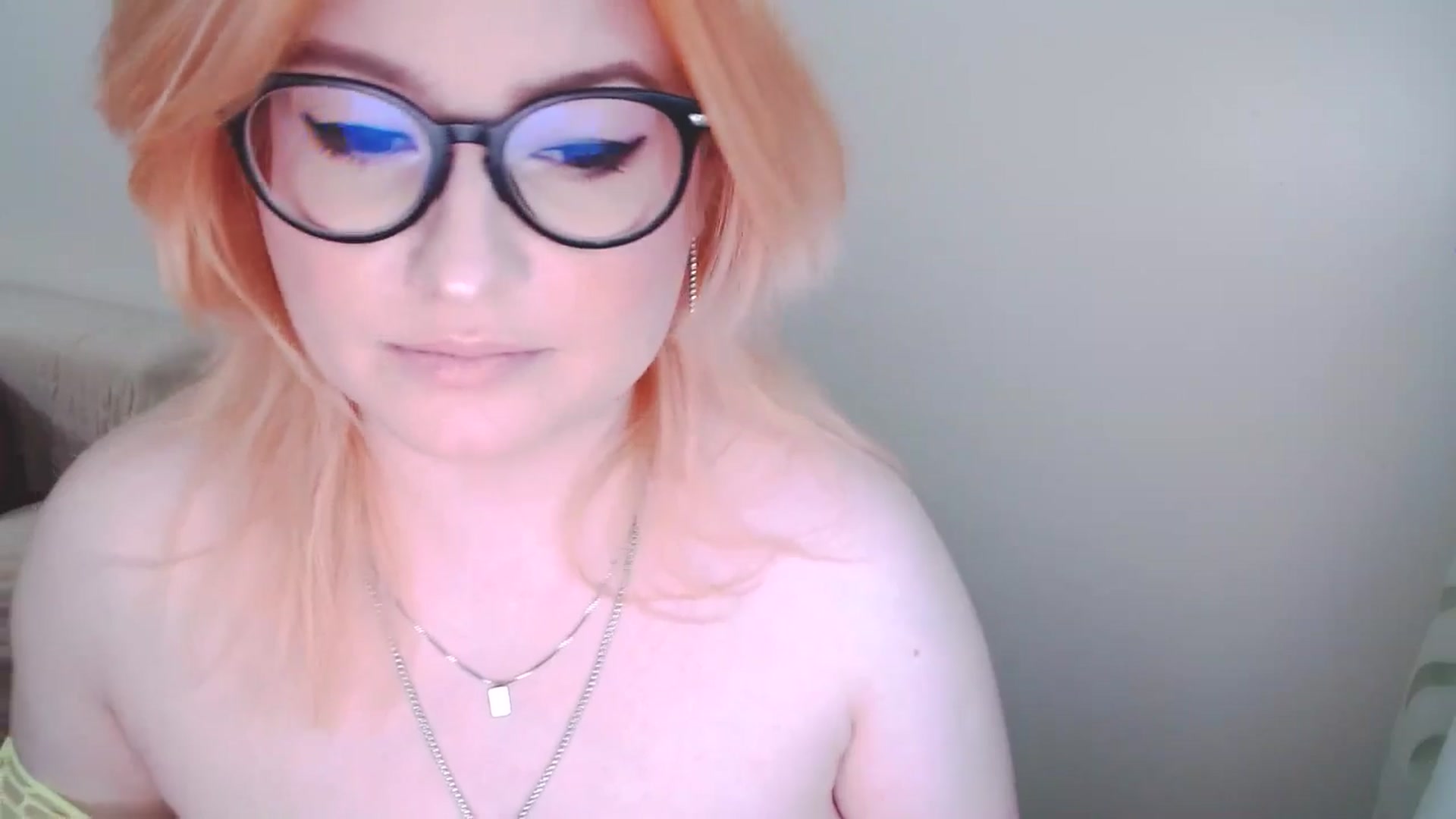 Gallery image thumbnail from EvaStar19's myfreecams stream on, 01/18/2025, 13:50 image 7 of 20