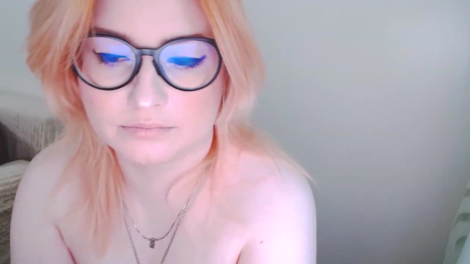 Gallery image thumbnail from EvaStar19's myfreecams stream on, 01/18/2025, 13:50 image 11 of 20