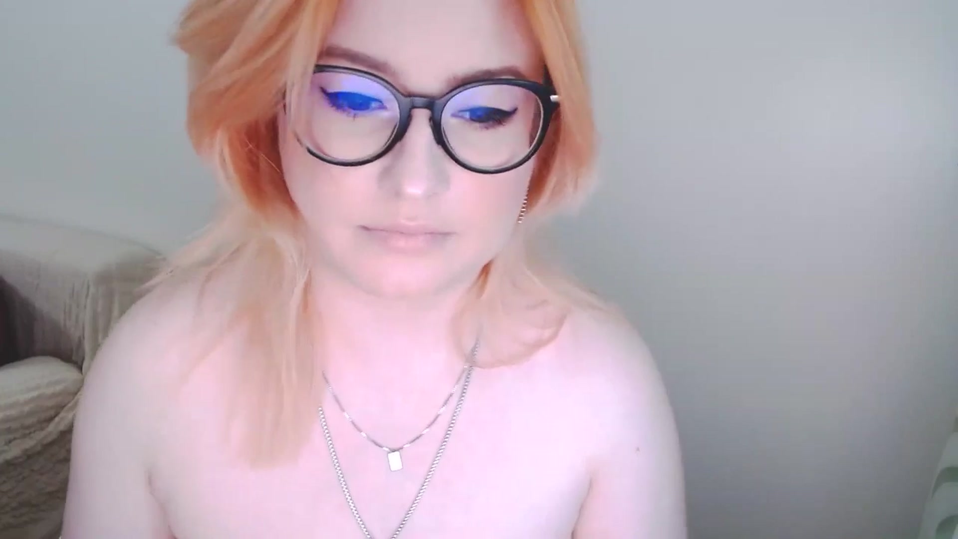 Gallery image thumbnail from EvaStar19's myfreecams stream on, 01/18/2025, 13:50 image 2 of 20