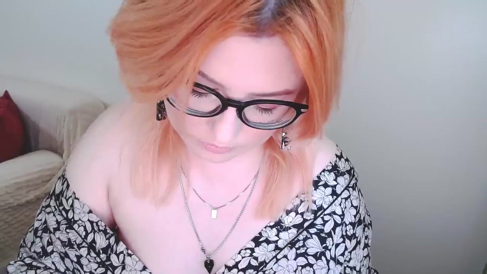 Gallery image thumbnail from EvaStar19's myfreecams stream on, 01/19/2025, 12:27 image 19 of 20