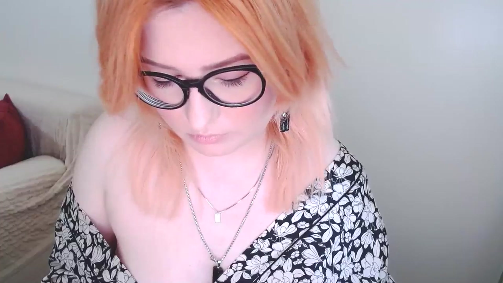 Gallery image thumbnail from EvaStar19's myfreecams stream on, 01/19/2025, 12:27 image 10 of 20
