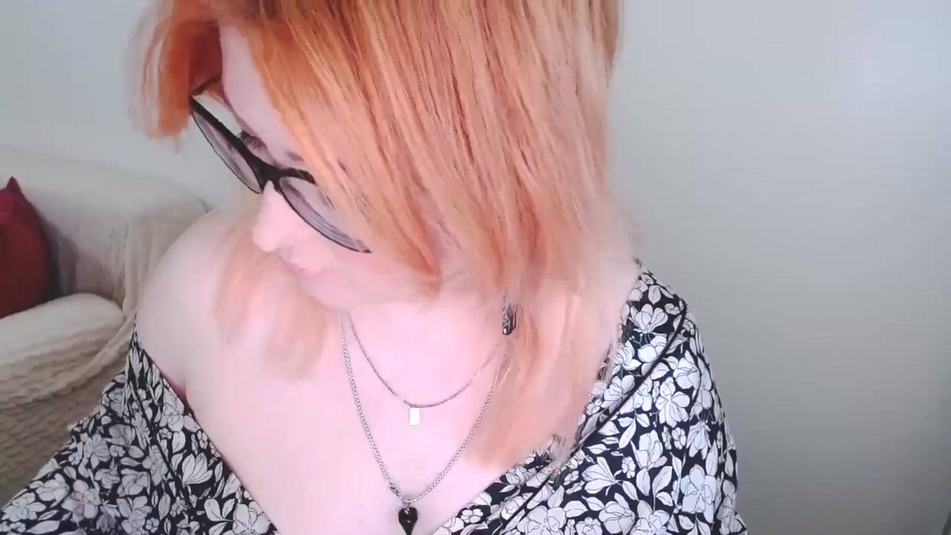 Gallery image thumbnail from EvaStar19's myfreecams stream on, 01/19/2025, 12:27 image 4 of 20